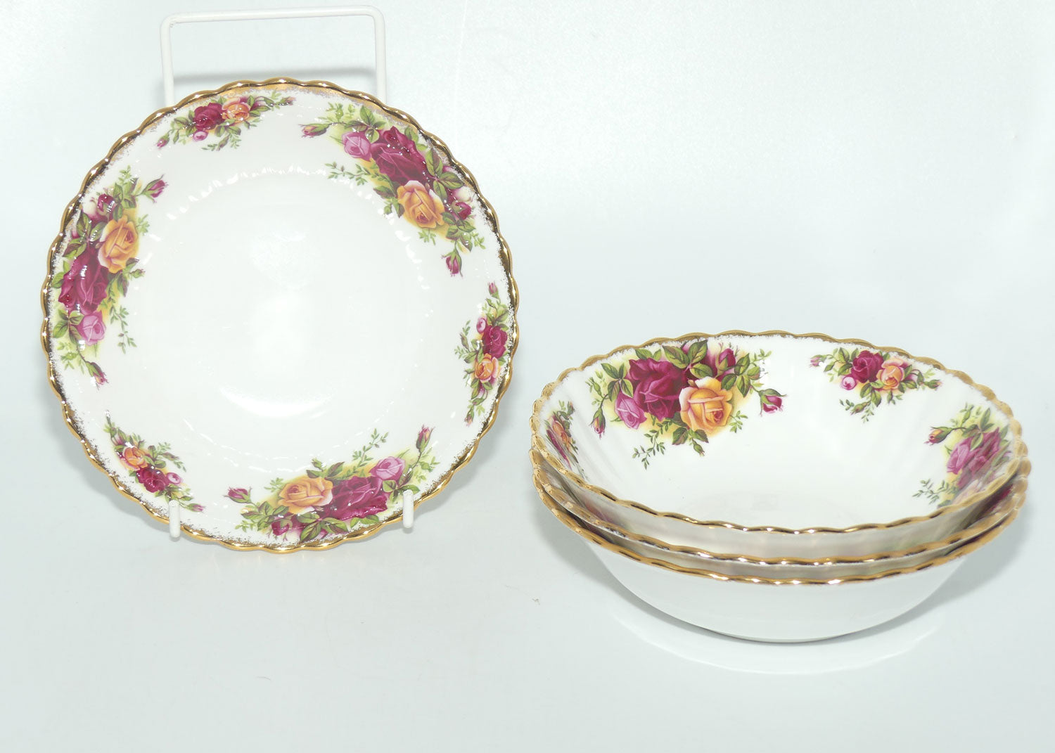 Royal Albert Bone China Old Country Roses England set of 4 bowls | 16cm diam | early backstamp