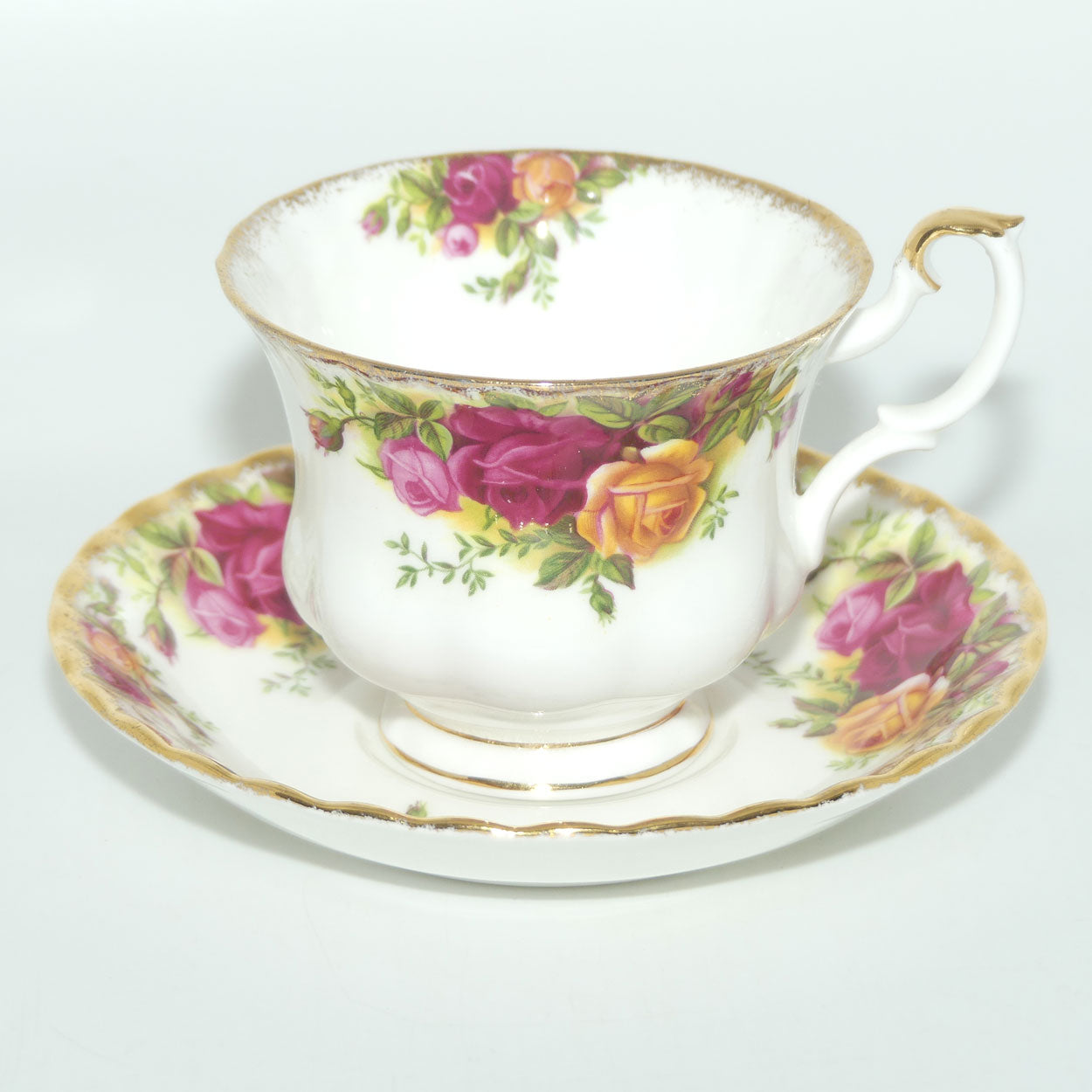Royal Albert Bone China England Old Country Roses Duo | Early Backstamp