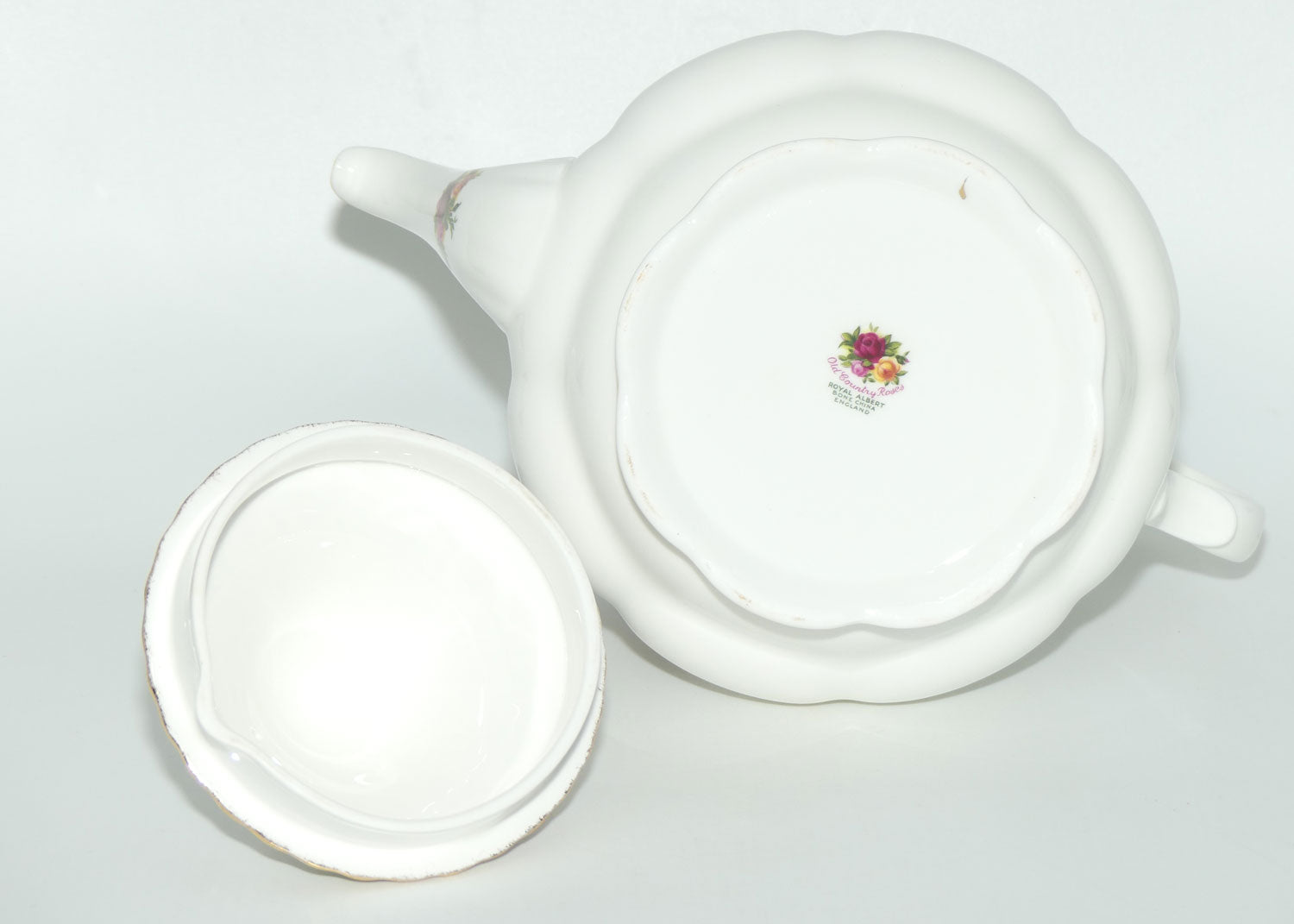 Royal Albert Bone China England Old Country Roses tea pot | 1250ml | Early Backstamp