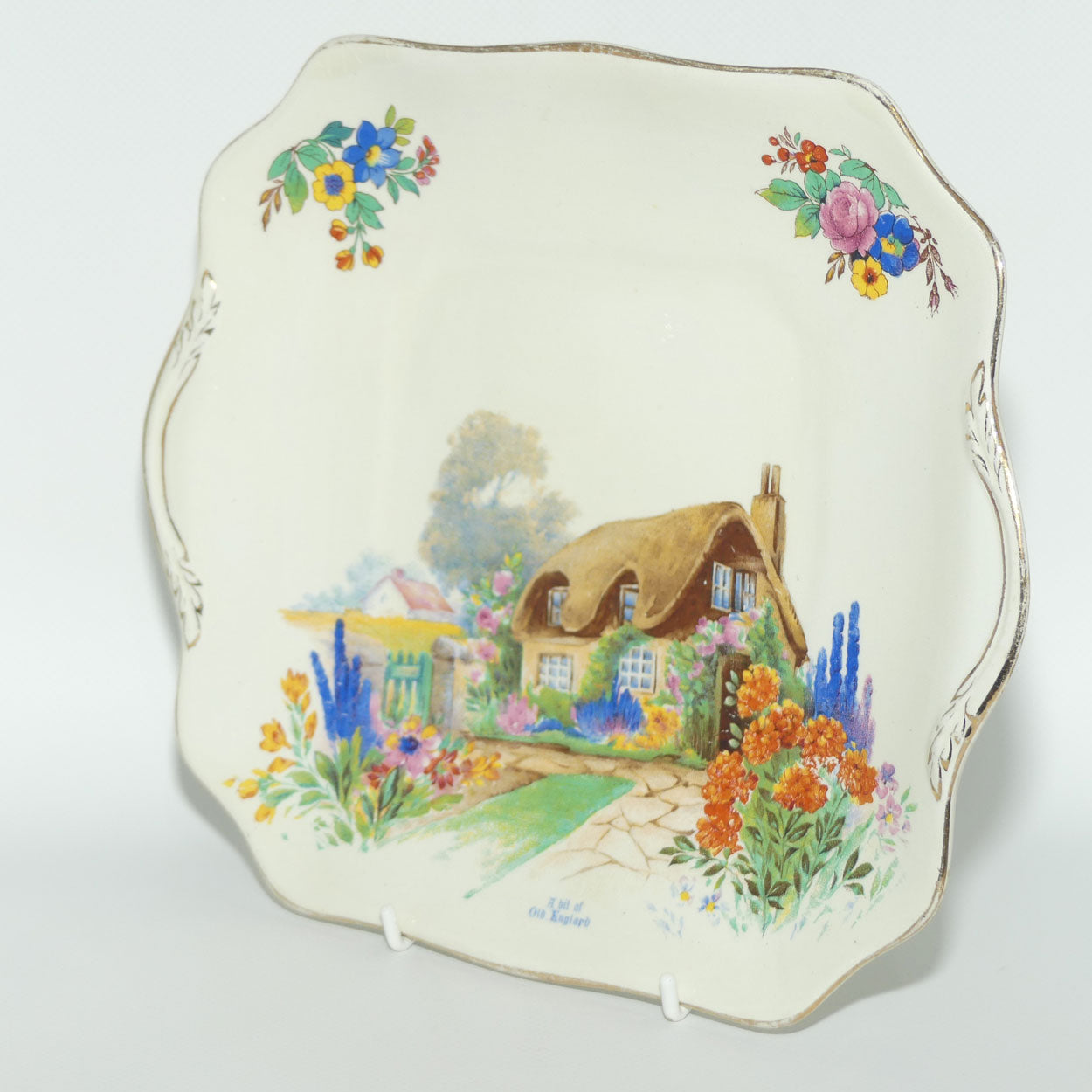 Maling English Country Thatched Cottage plate | A bit of Old England
