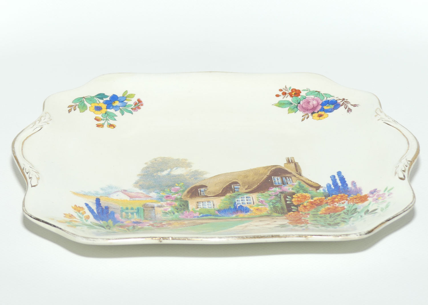 Maling English Country Thatched Cottage plate | A bit of Old England