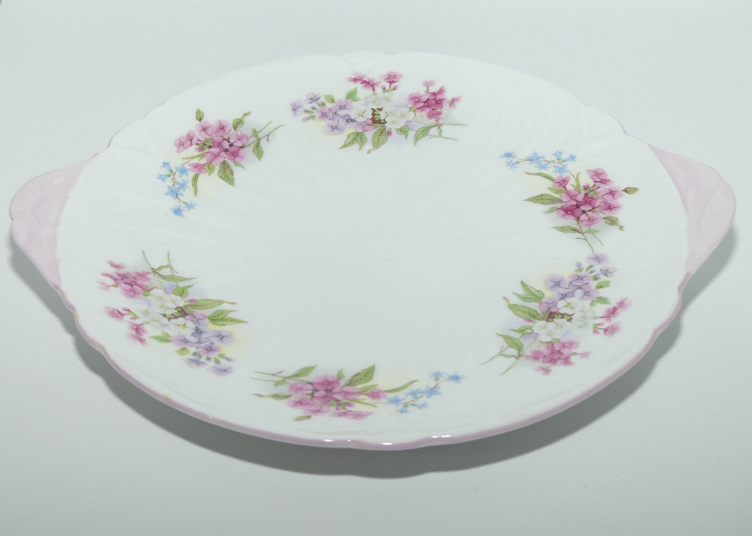 Shelley Oleander shape Stocks pattern tab handle cake plate