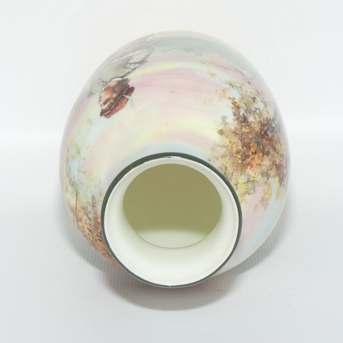 Royal Doulton Shakespearean Orlando vase