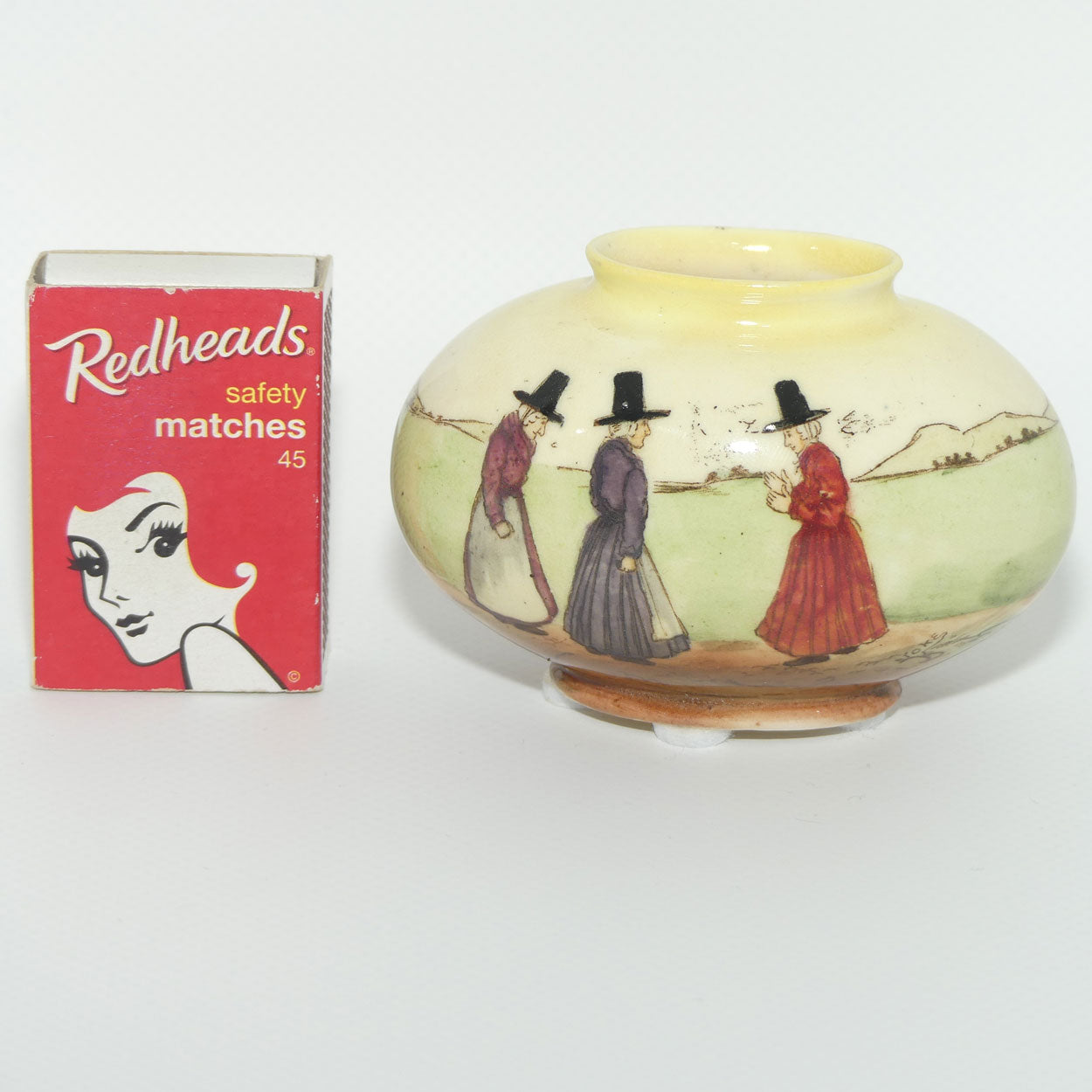 Royal Doulton Welsh miniature egg shape vase | #1