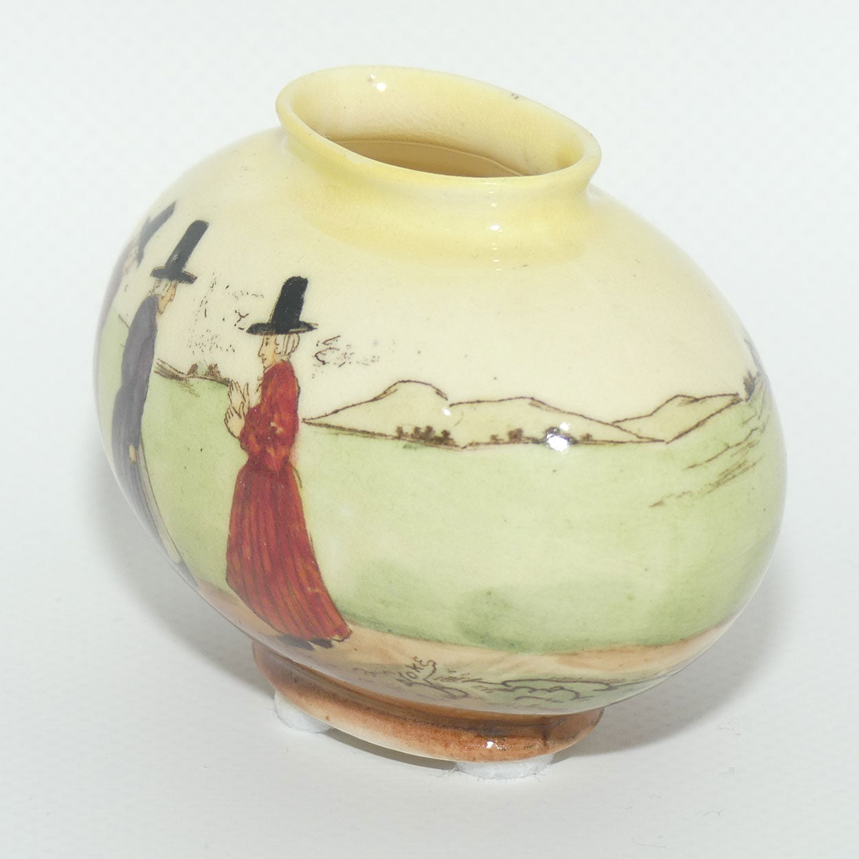 Royal Doulton Welsh miniature egg shape vase | #1