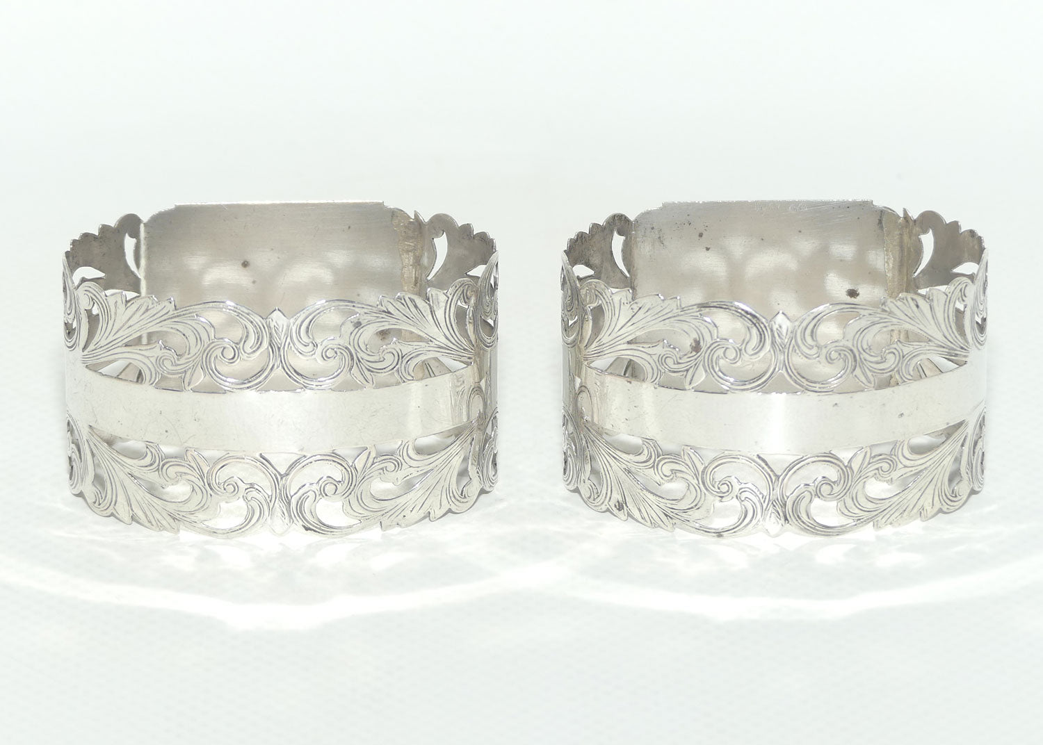 800 Silver | pair of elaborate D shape napkin or serviette rings | 29gms