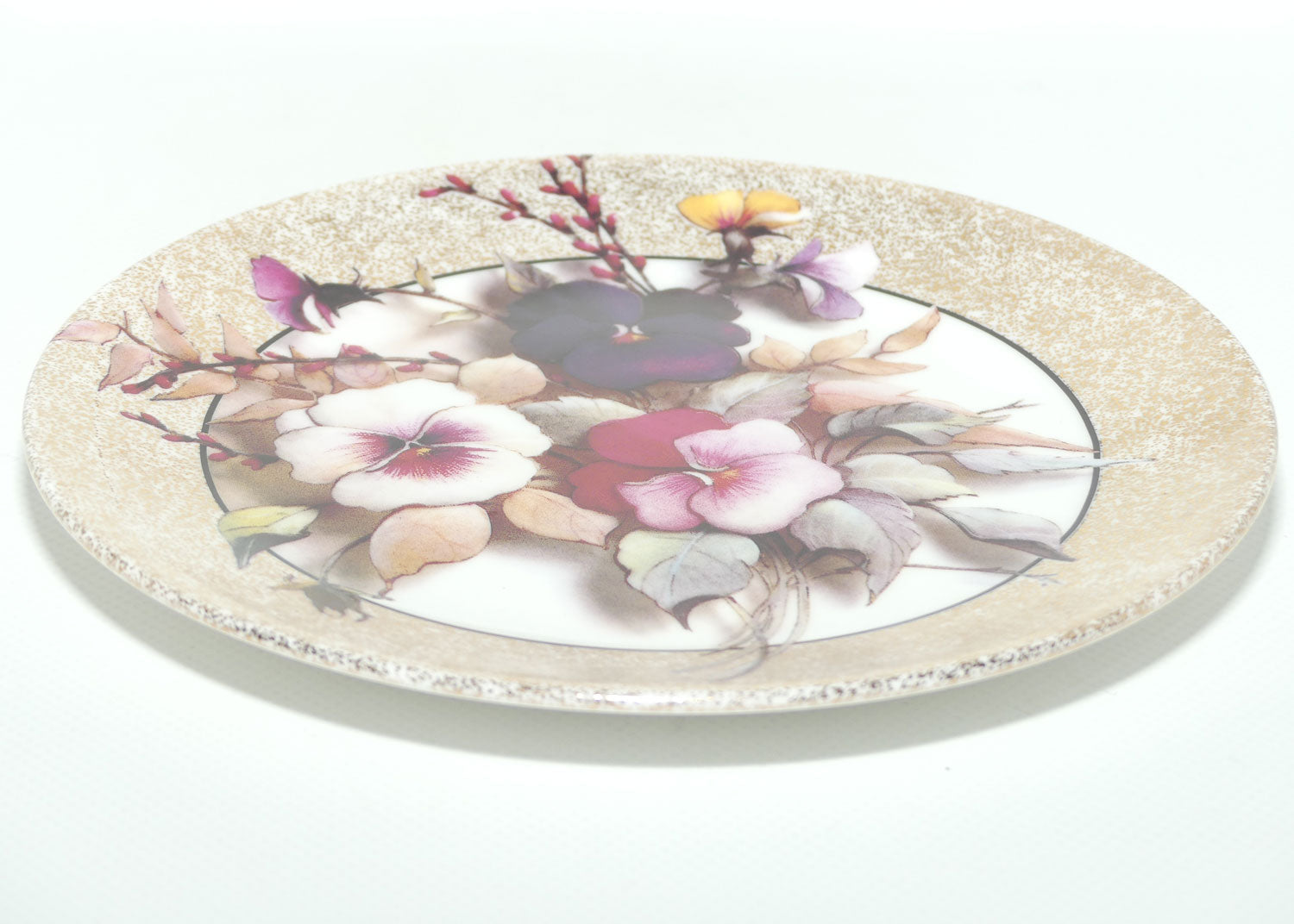 Bradex 26 R76 027.1 plate | Floral Illusions | Pansy