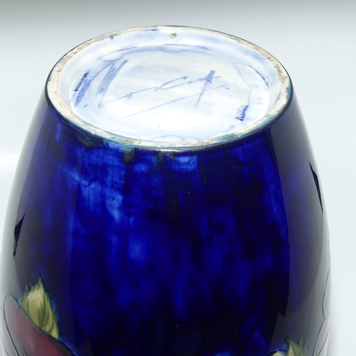 William Moorcroft Pansy 216/10 vase