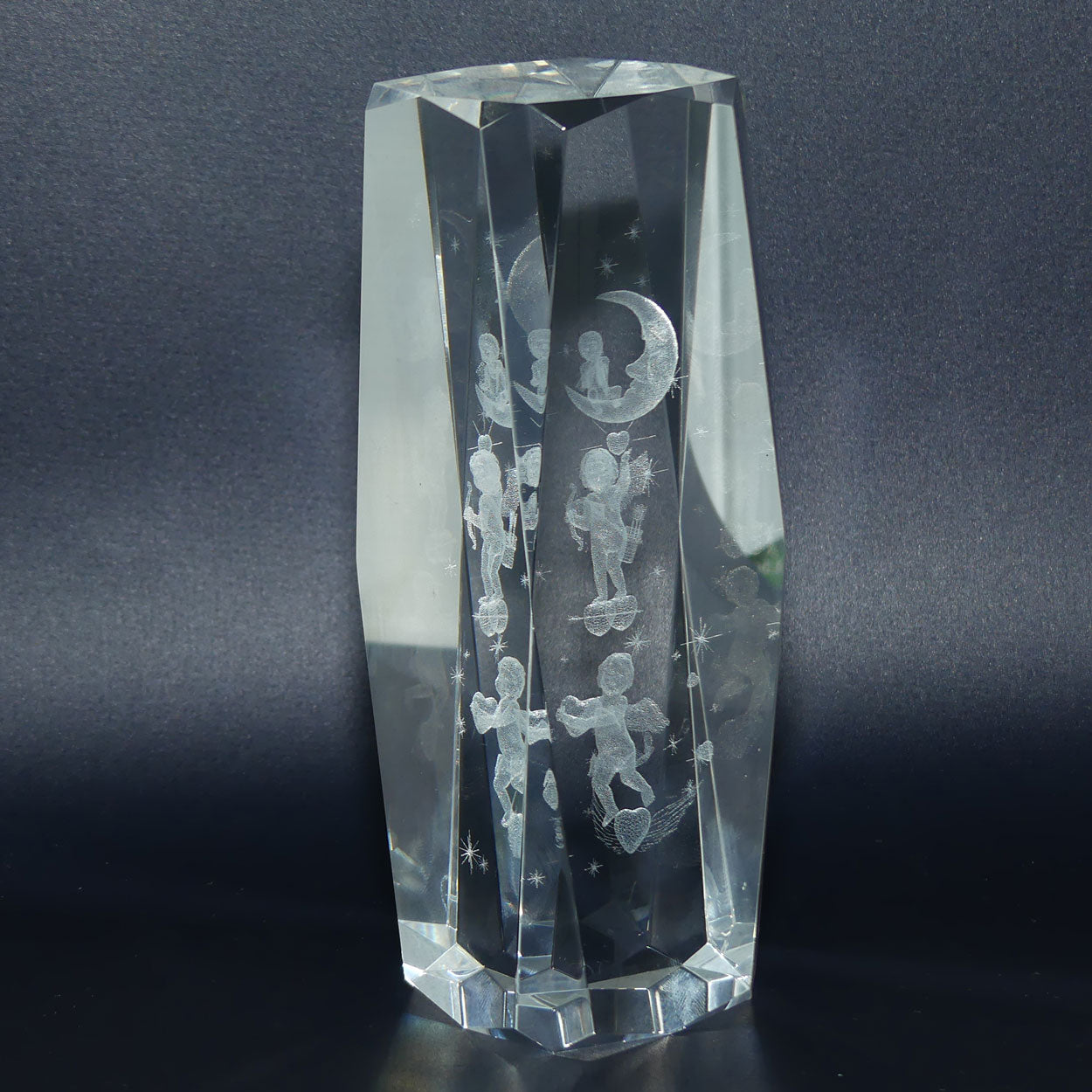 Lazer Cut Glass Paperweight featuring 3 cupids