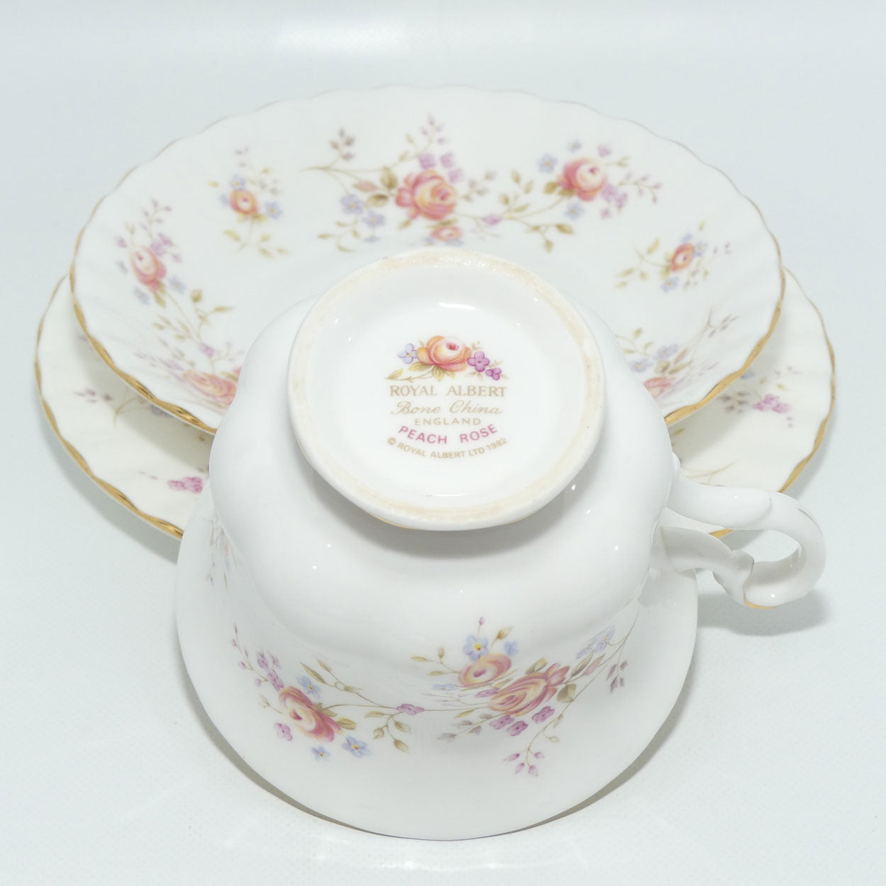 Royal Albert Bone China England Peach Rose trio