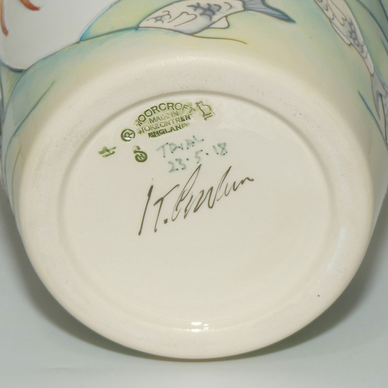 Moorcroft Pelican Parade 200/15 vase | TRIAL dated 23.5.2018