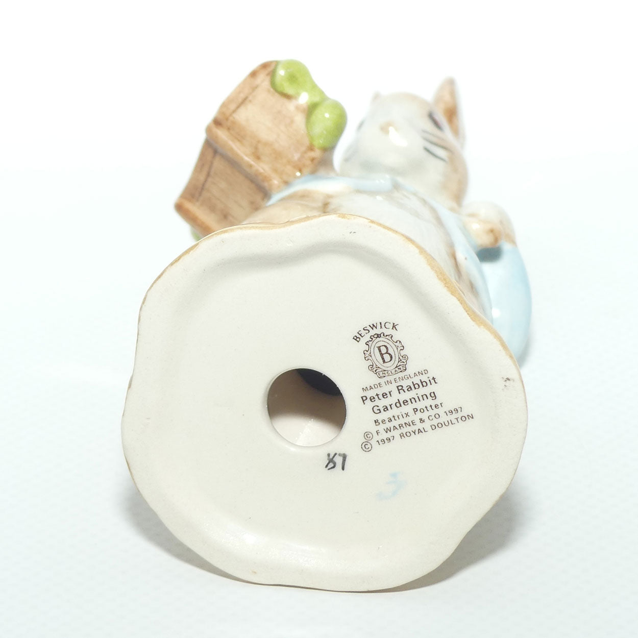 Beswick Beatrix Potter Peter Rabbit Gardening | BP10a