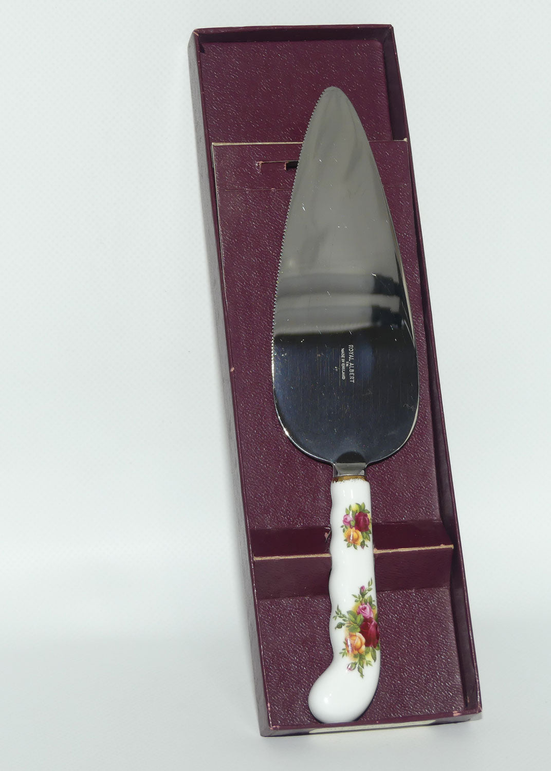 Royal Albert Bone China England Old Country Roses pie Server | Boxed