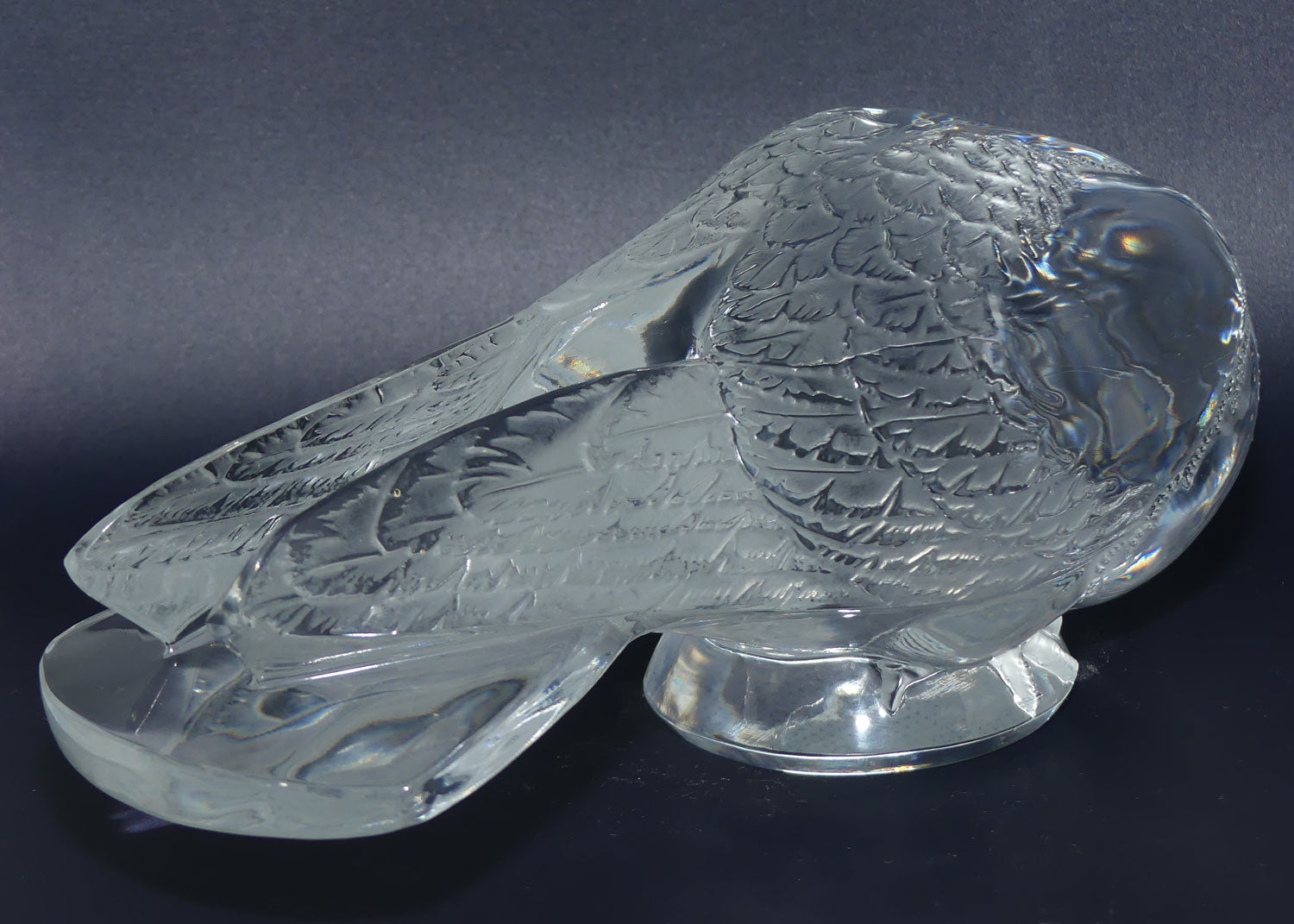 Lalique France Life size Pigeon figure | Pigeon Verviers