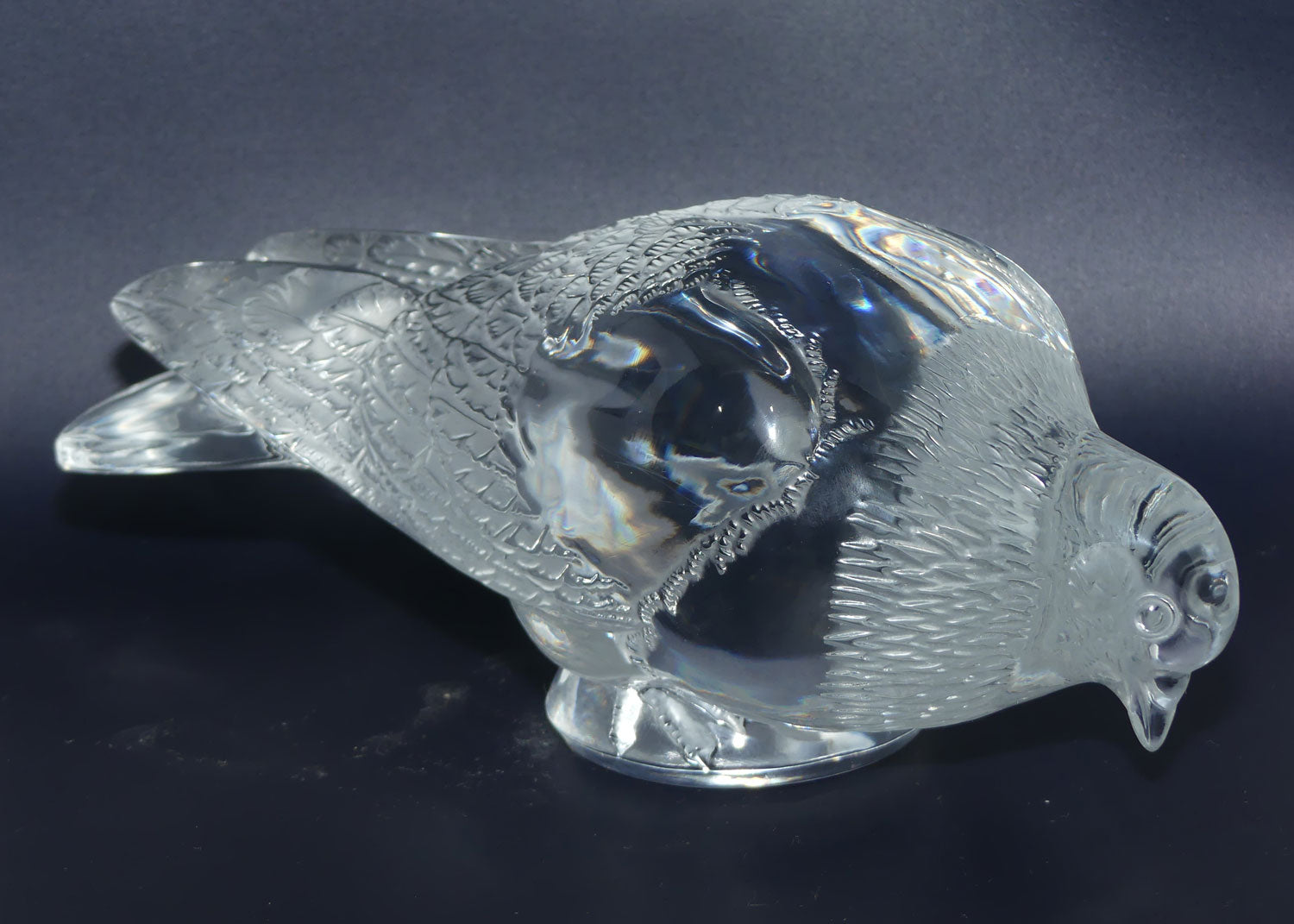 Lalique France Life size Pigeon figure | Pigeon Verviers