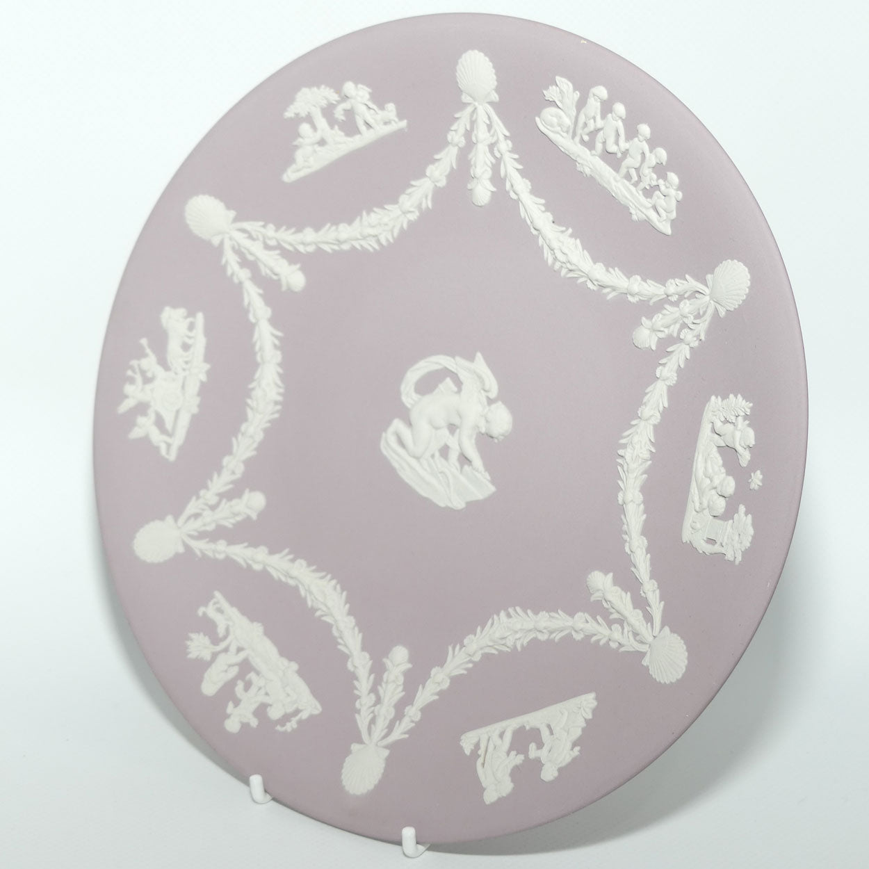 Wedgwood Jasper | White on Lavendar | Cupid plate | 22.5cm