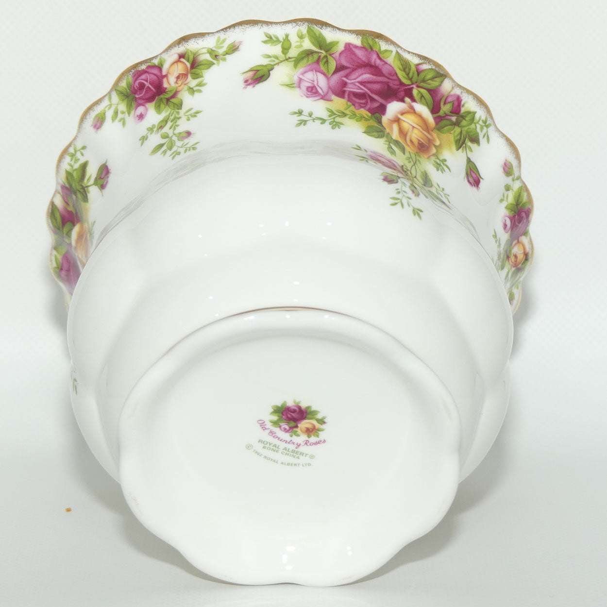 Royal Albert Bone China England Old Country Roses Planter or Footed Jardiniere | © 1962 Royal Albert Ltd backstamp