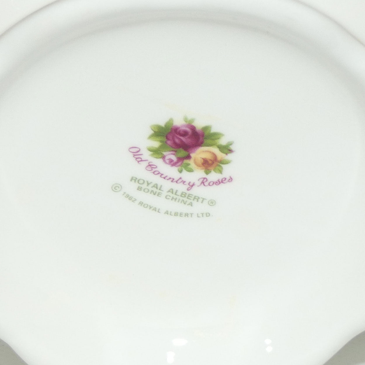 Royal Albert Bone China England Old Country Roses Planter or Footed Jardiniere | © 1962 Royal Albert Ltd backstamp
