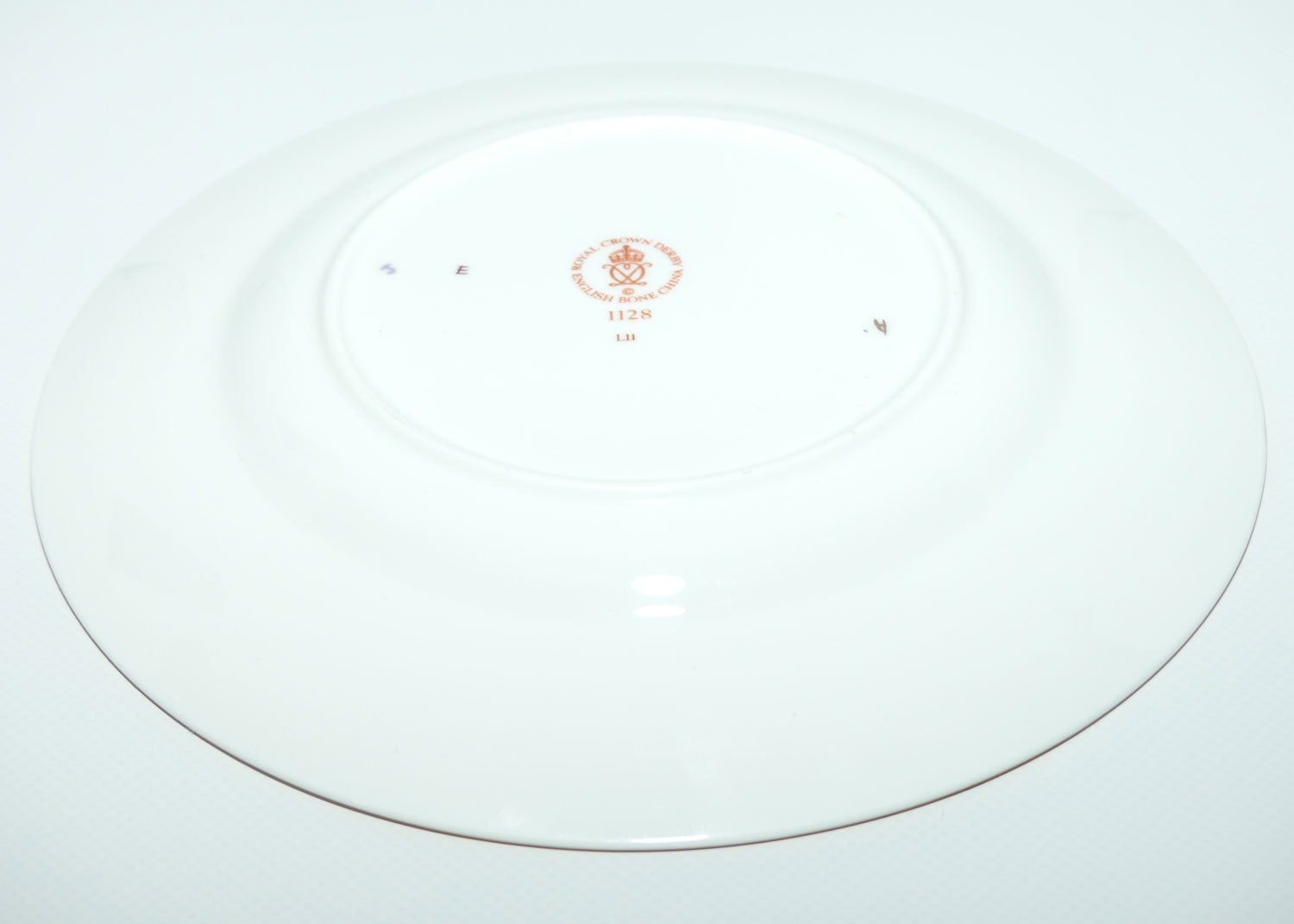 Royal Crown Derby Old Imari 1128 salad plate #4 | 21.5cm diam | c.1989