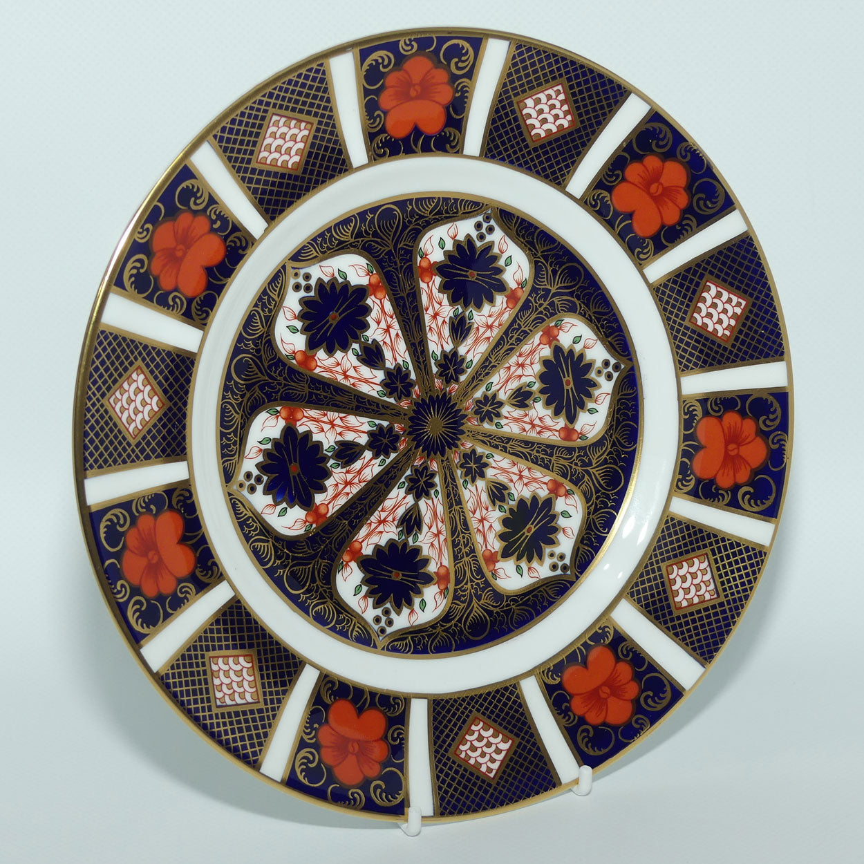 Royal Crown Derby Old Imari 1128 salad plate #2 | 21.5cm diam | c.1990