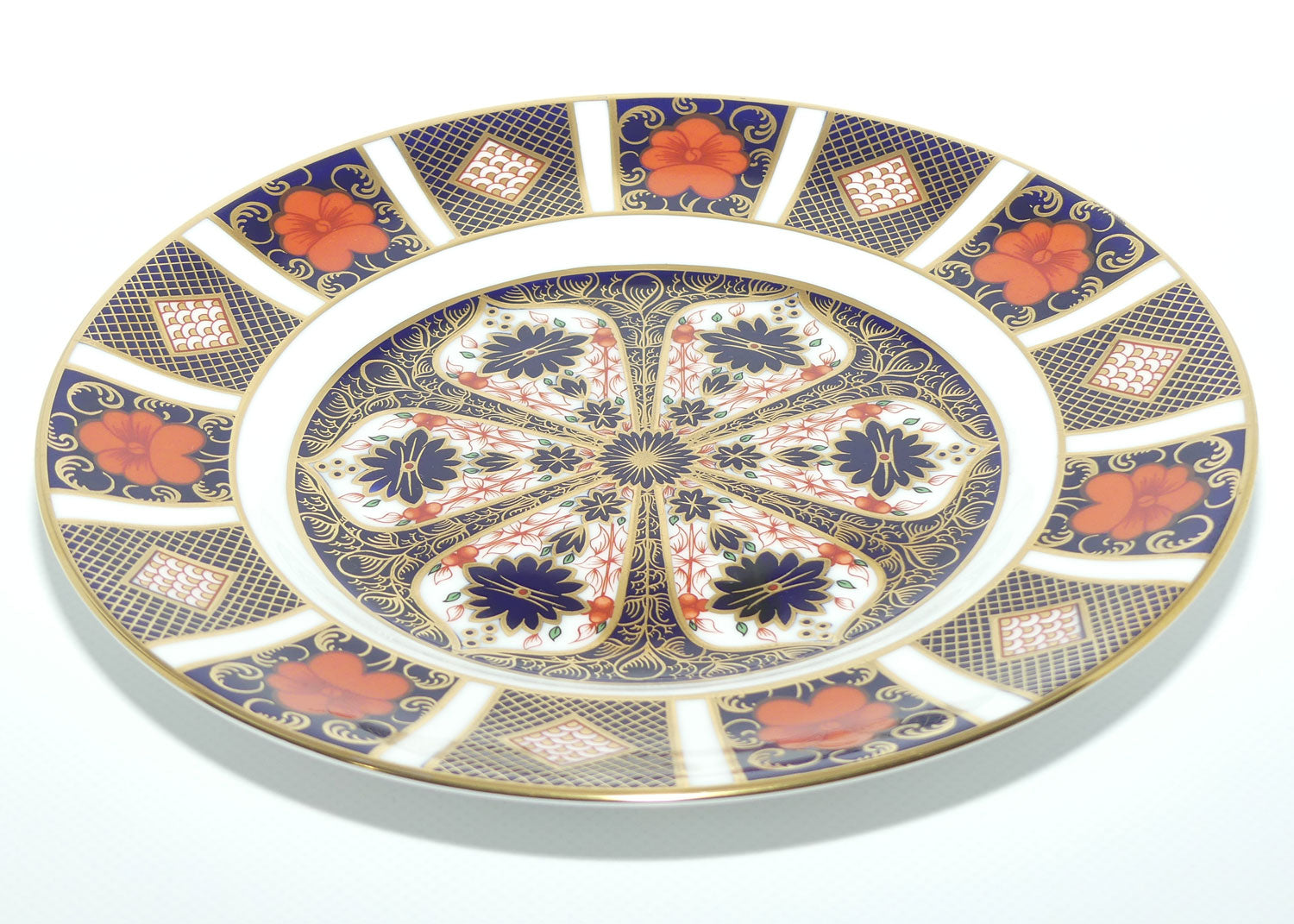 Royal Crown Derby Old Imari 1128 salad plate #2 | 21.5cm diam | c.1990