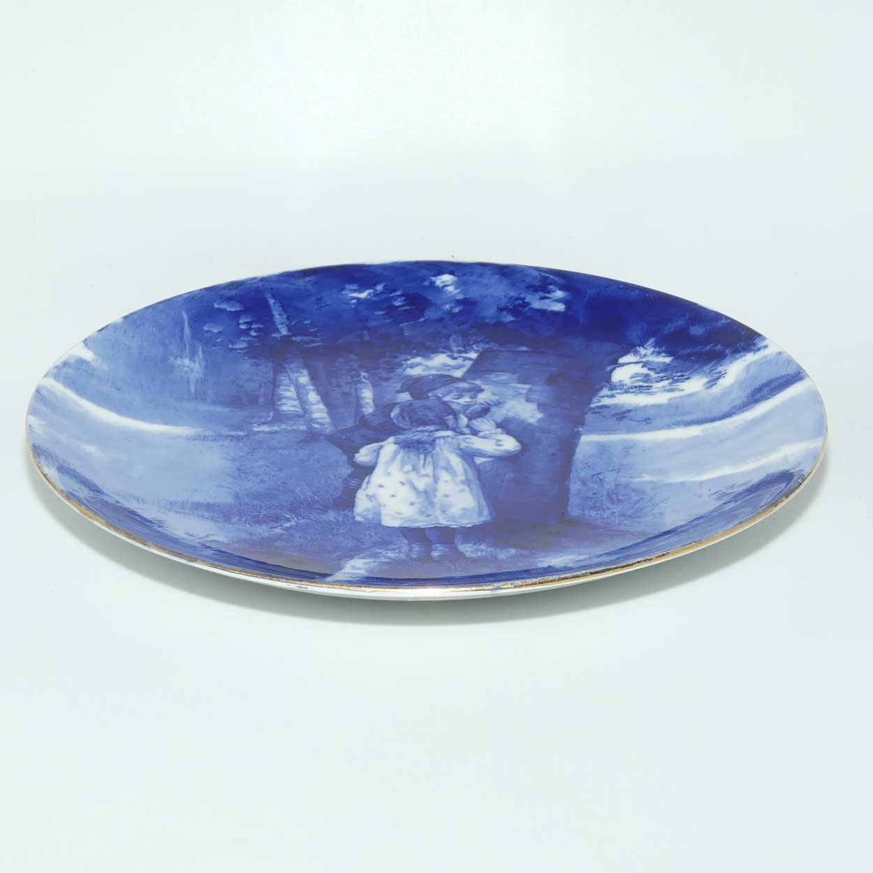 Royal Doulton Blue Childrens display plate |Boy and Girl Peeping|