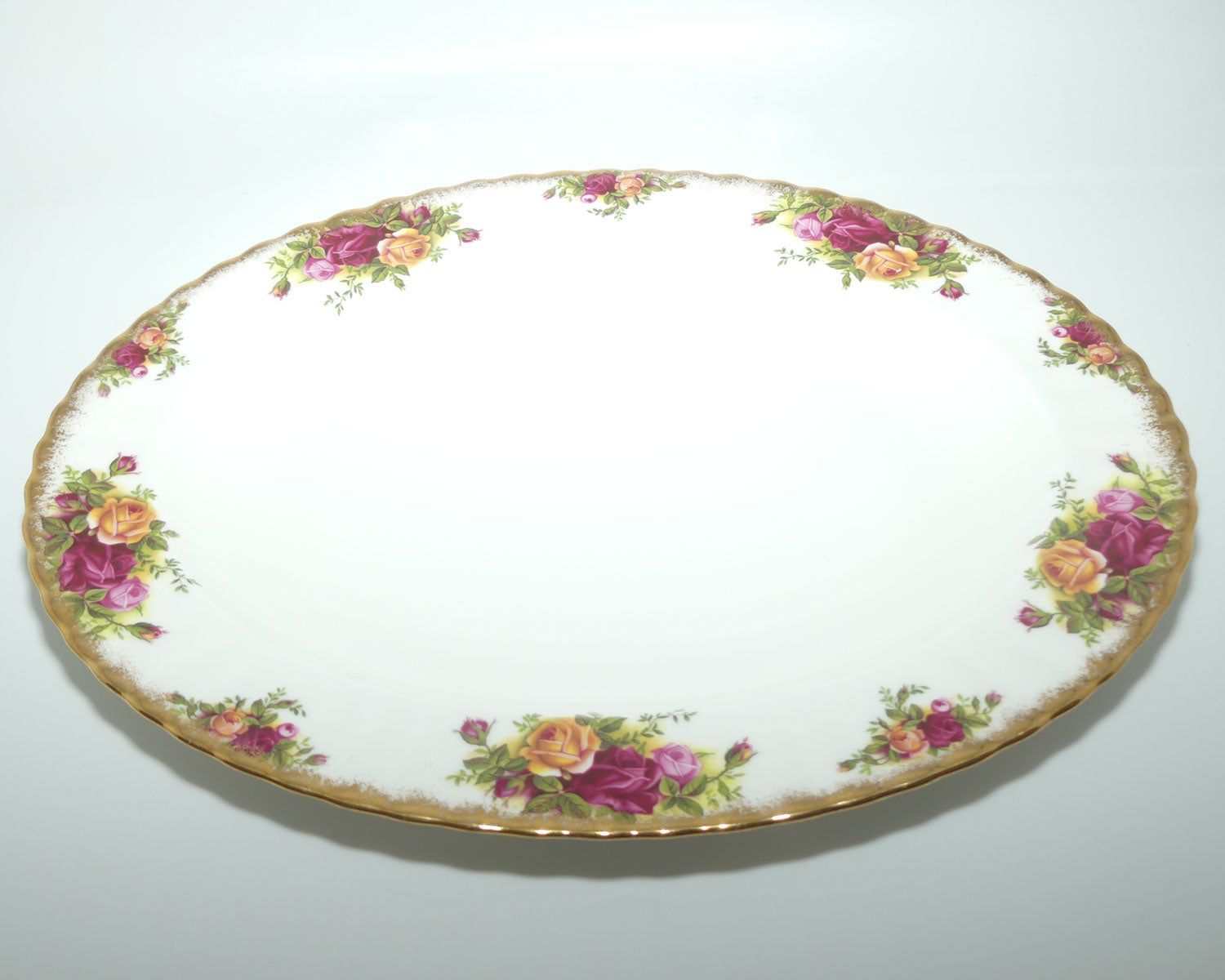 Royal Albert Bone China England Old Country Roses oval meat platter | 34.5cm | early backstamp