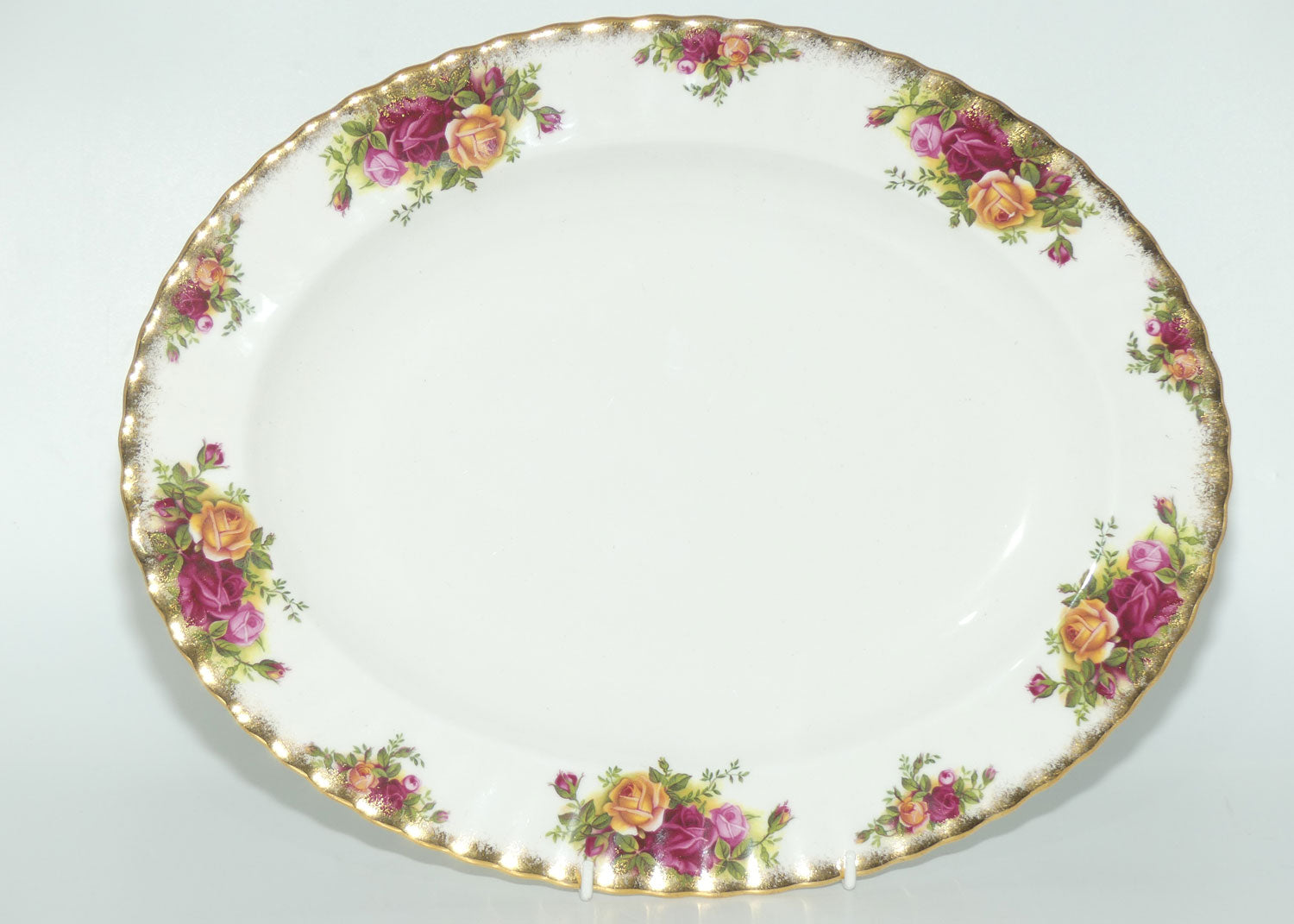 Royal Albert Bone China England Old Country Roses oval meat platter | 34.5cm | early backstamp
