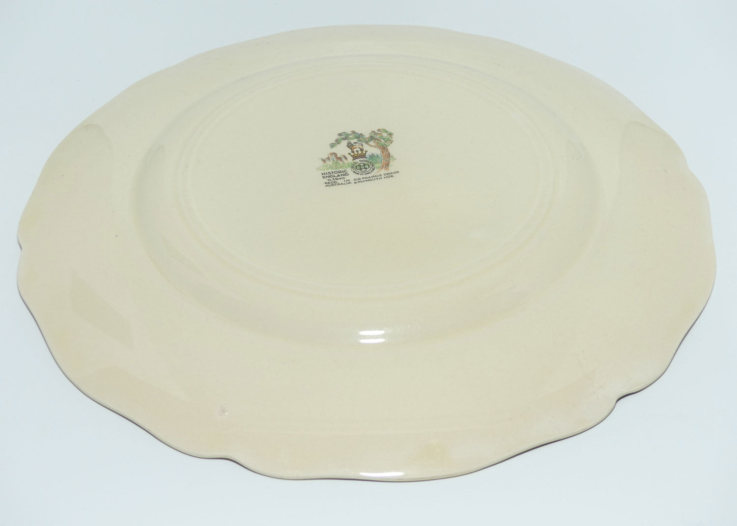 Royal Doulton Historic England | Sir Francis Drake at Plymouth Hoe plate D5940