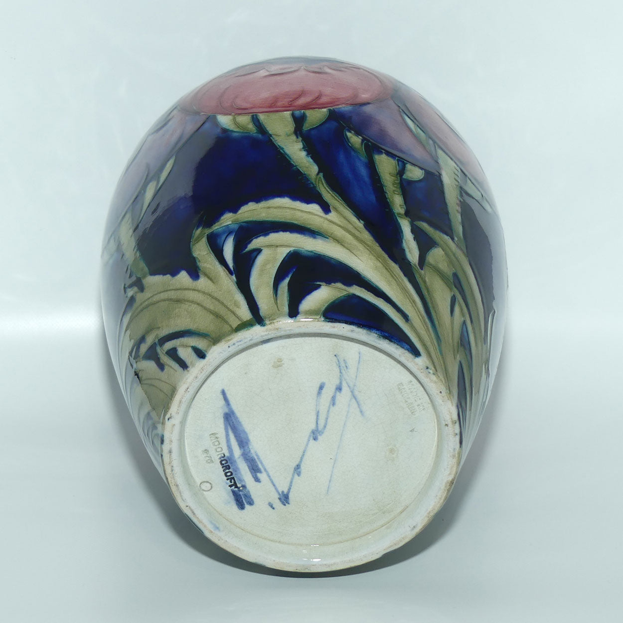 William Moorcroft Poppies 276/9 vase (Large Poppies)