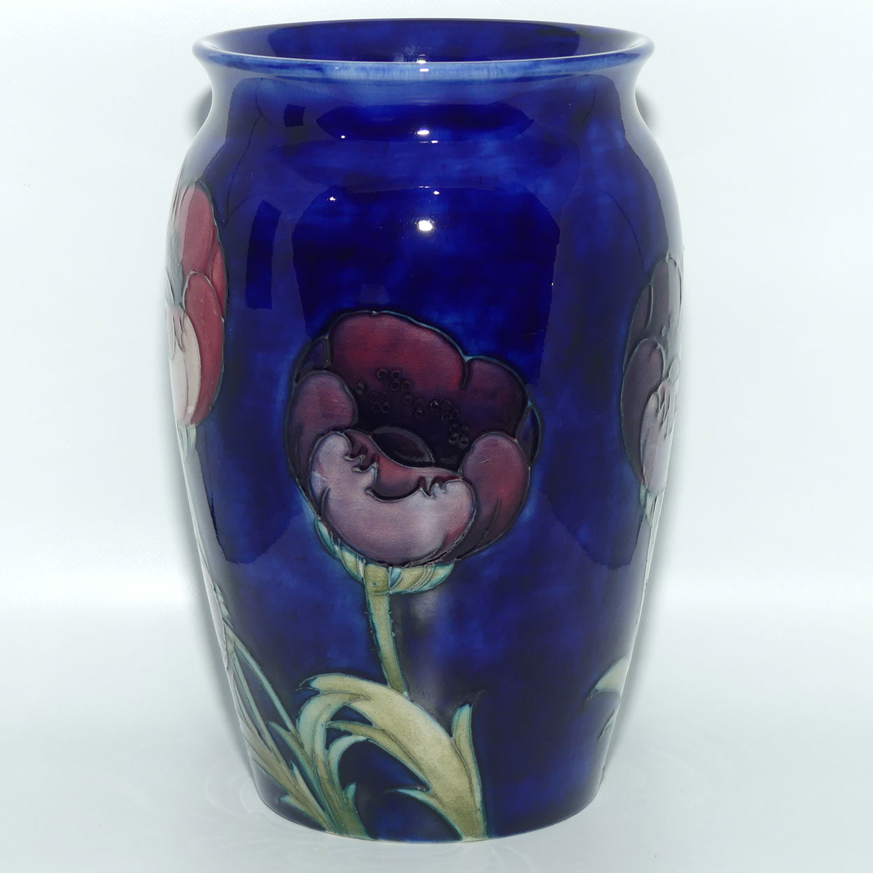William Moorcroft Poppies 290/8 vase (Large Poppies)