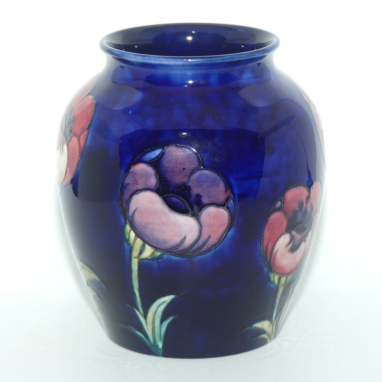 William Moorcroft Poppies large bulbous vase (Large Poppies, High & Low flowers)