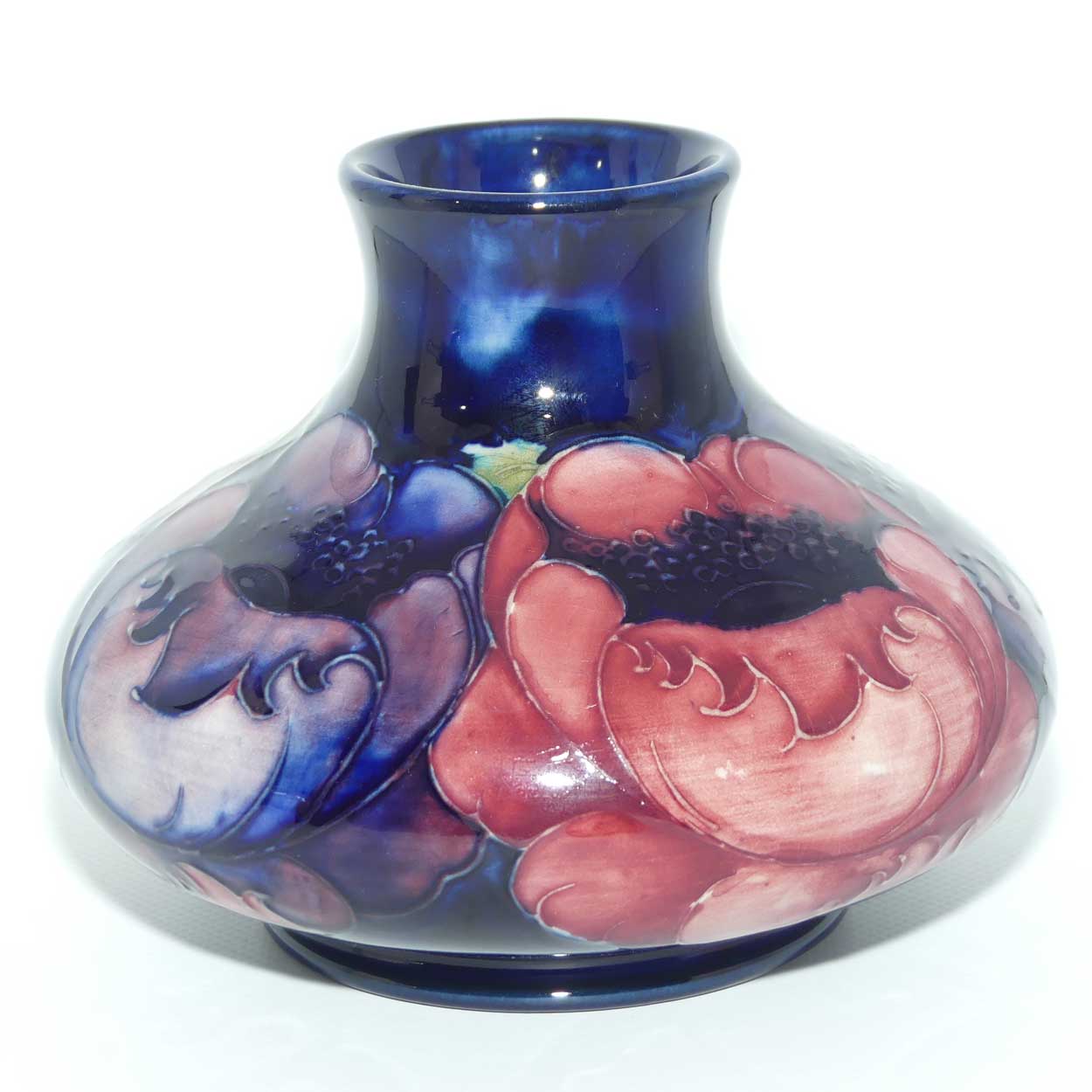 William Moorcroft Poppies vase | Shape 32/6 | Large Poppies & Full Signature
