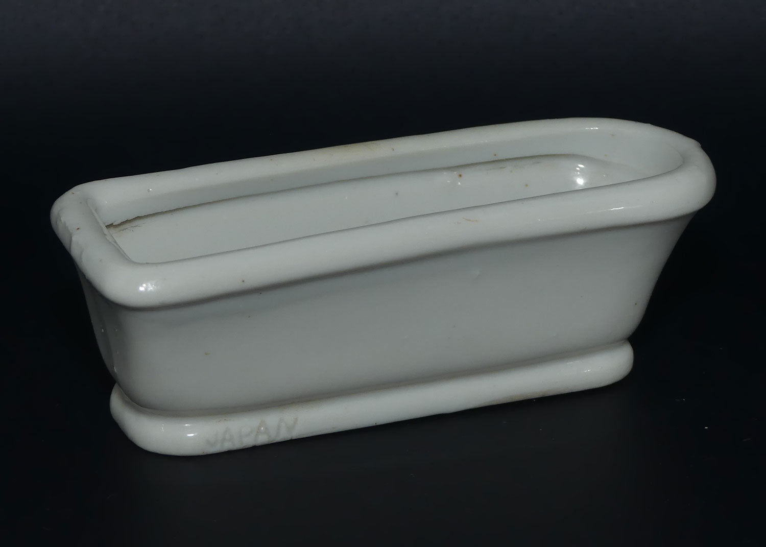 Foreign marked | Japan porcelain toy bath