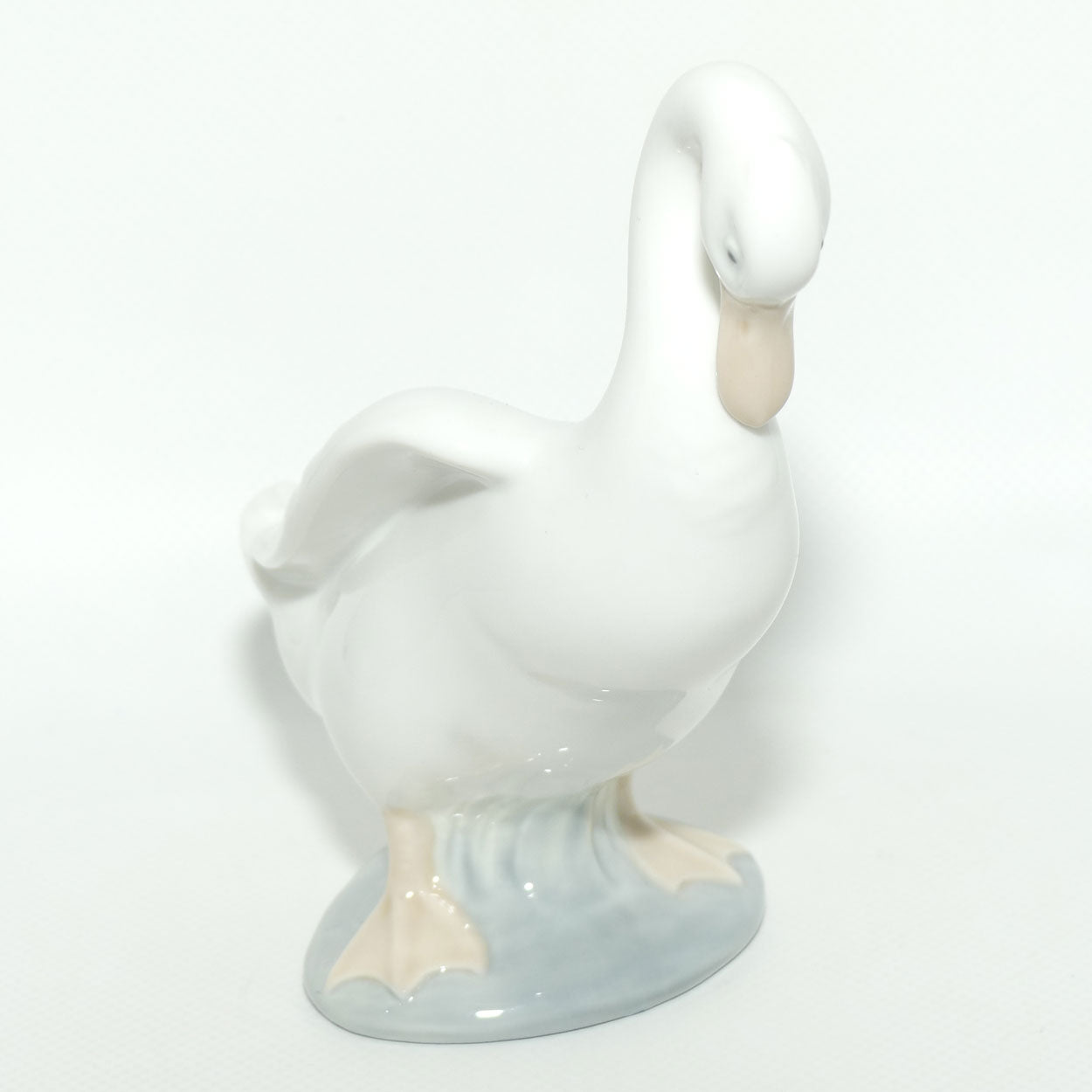 Nao by Lladro figure Duck | Preening | 14.5cm tall