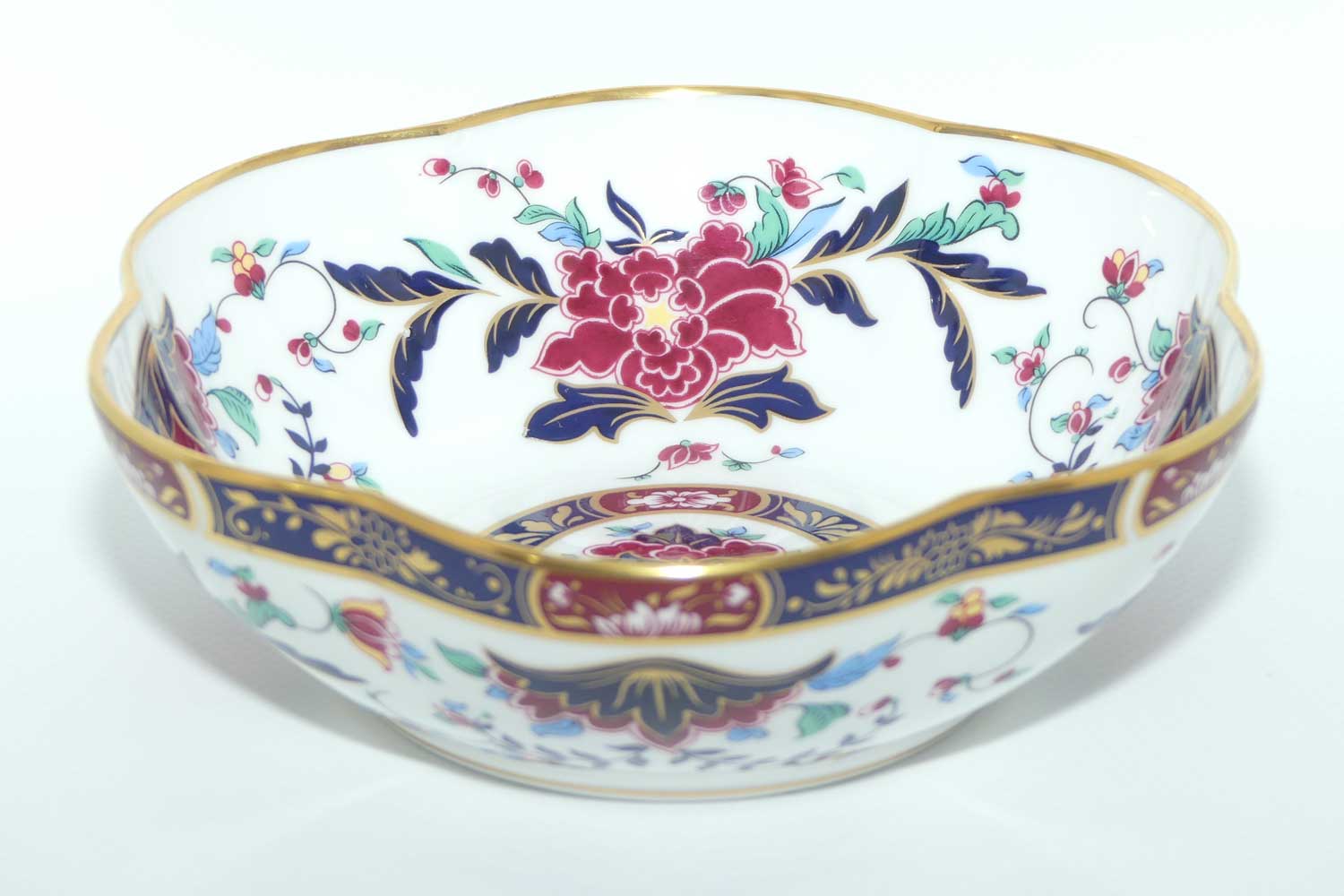 Royal Worcester bowl | Prince Regent pattern | 16.5cms wide