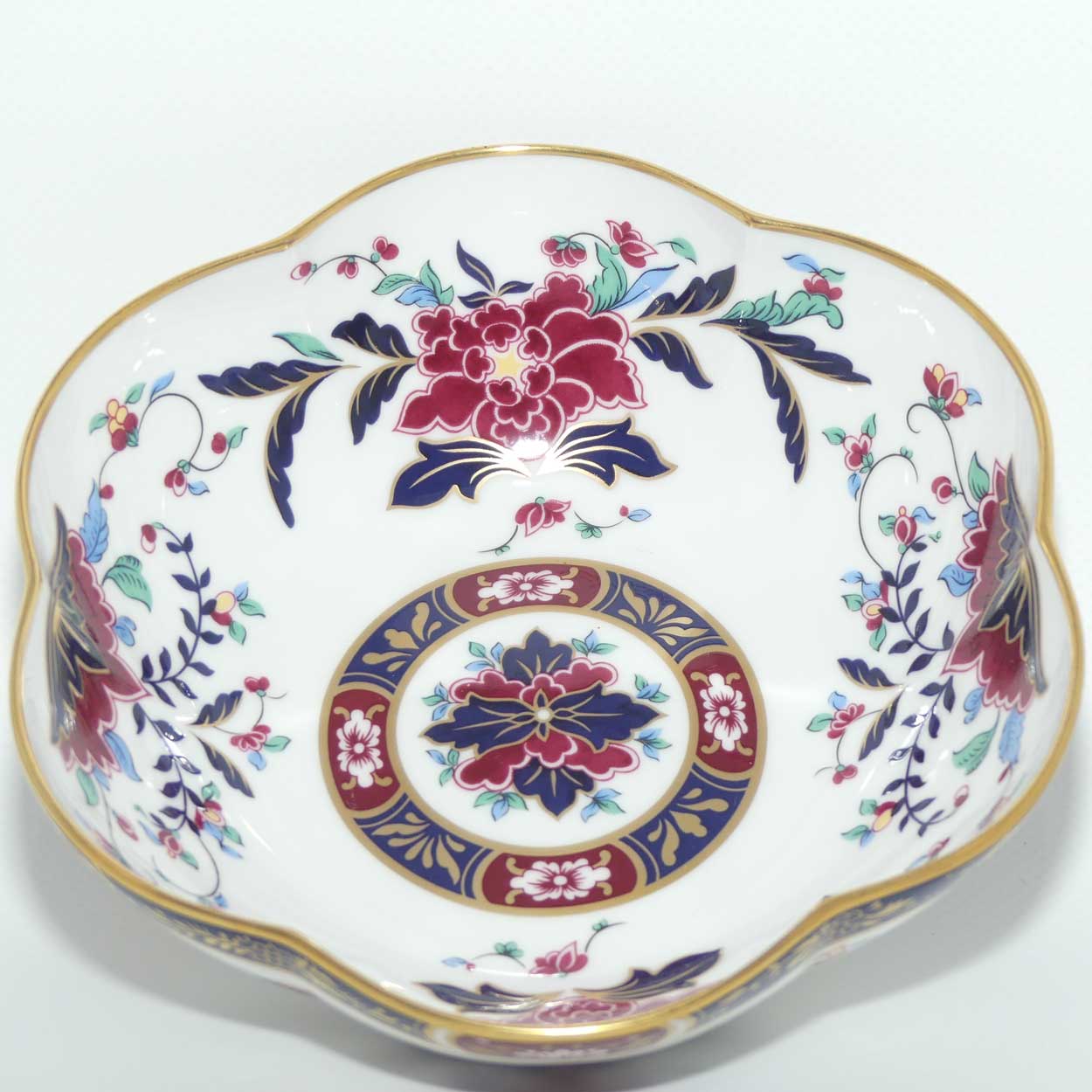 Royal Worcester bowl | Prince Regent pattern | 16.5cms wide