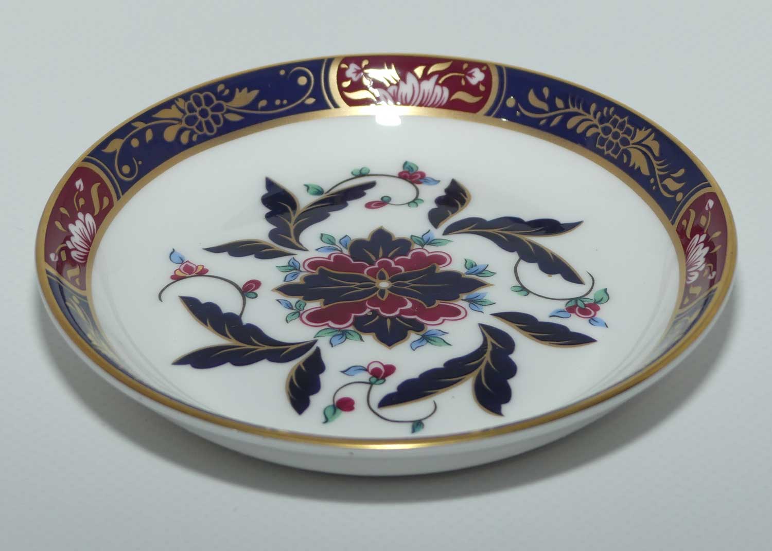 Royal Worcester pin tray or bottle coaster | Prince Regent pattern | 11.5cms wide