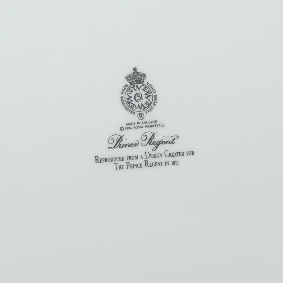 Royal Worcester pavlova or cake tray | Prince Regent pattern | 28cms wide