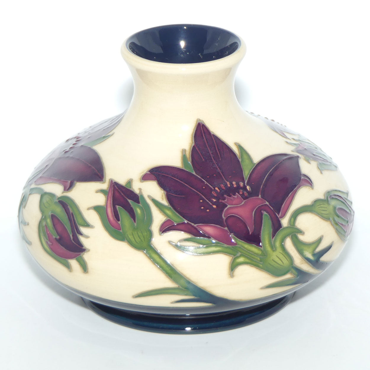 Moorcroft Pottery | Pulsatilla 32/5 vase