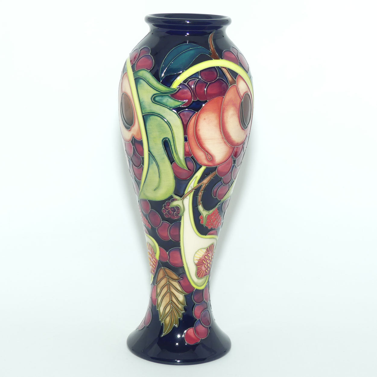 Moorcroft Queens Choice 75/10 vase