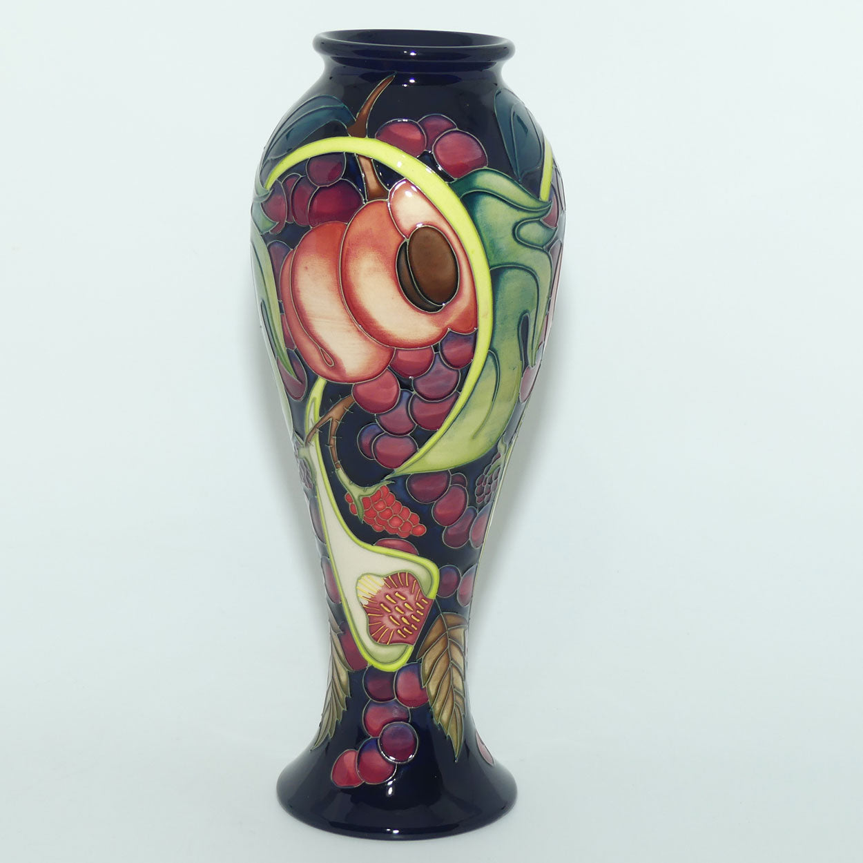 Moorcroft Queens Choice 75/10 vase