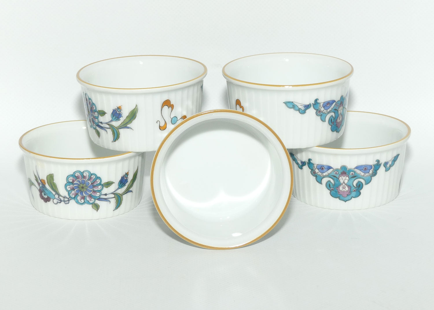 Royal Worcester set of 6 Floral ramekins