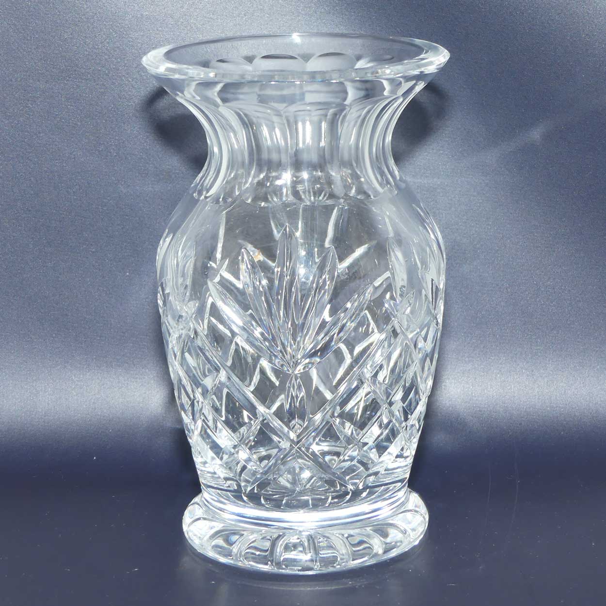 Bohemian Crystal vase | robust shape with wide base | 20cm