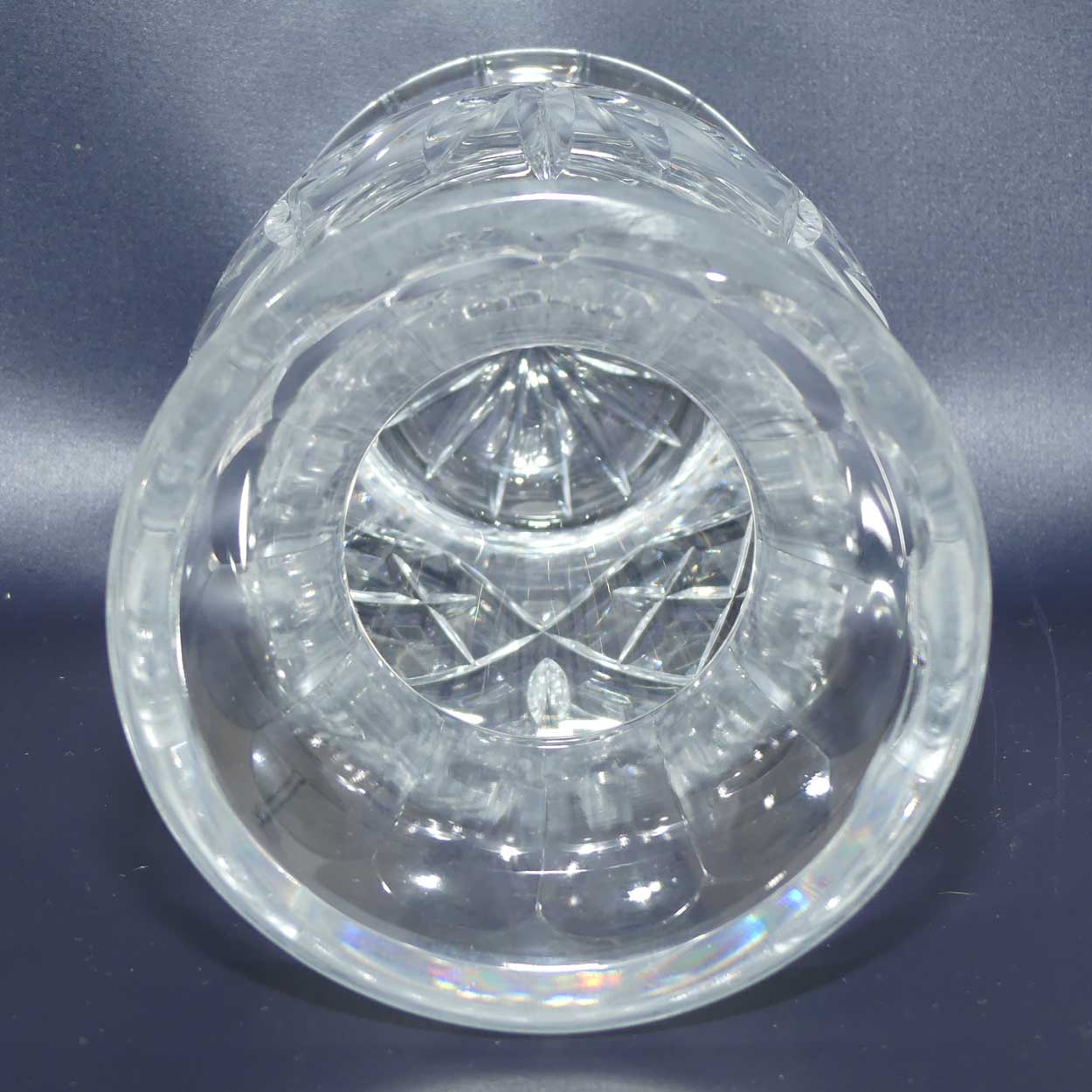 Bohemian Crystal vase | robust shape with wide base | 20cm