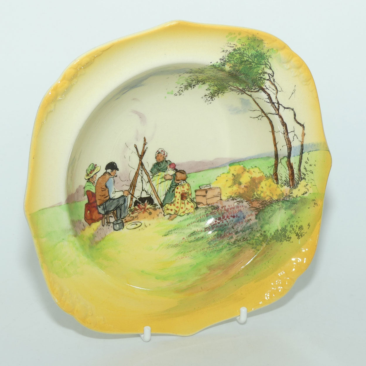 Royal Doulton Romany square bowl D5027