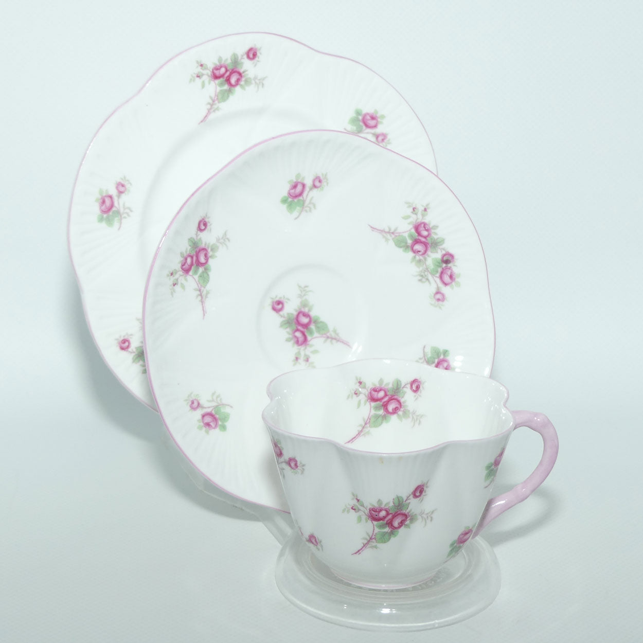 Shelley Dainty shape Rose Spray trio | Pattern 13545