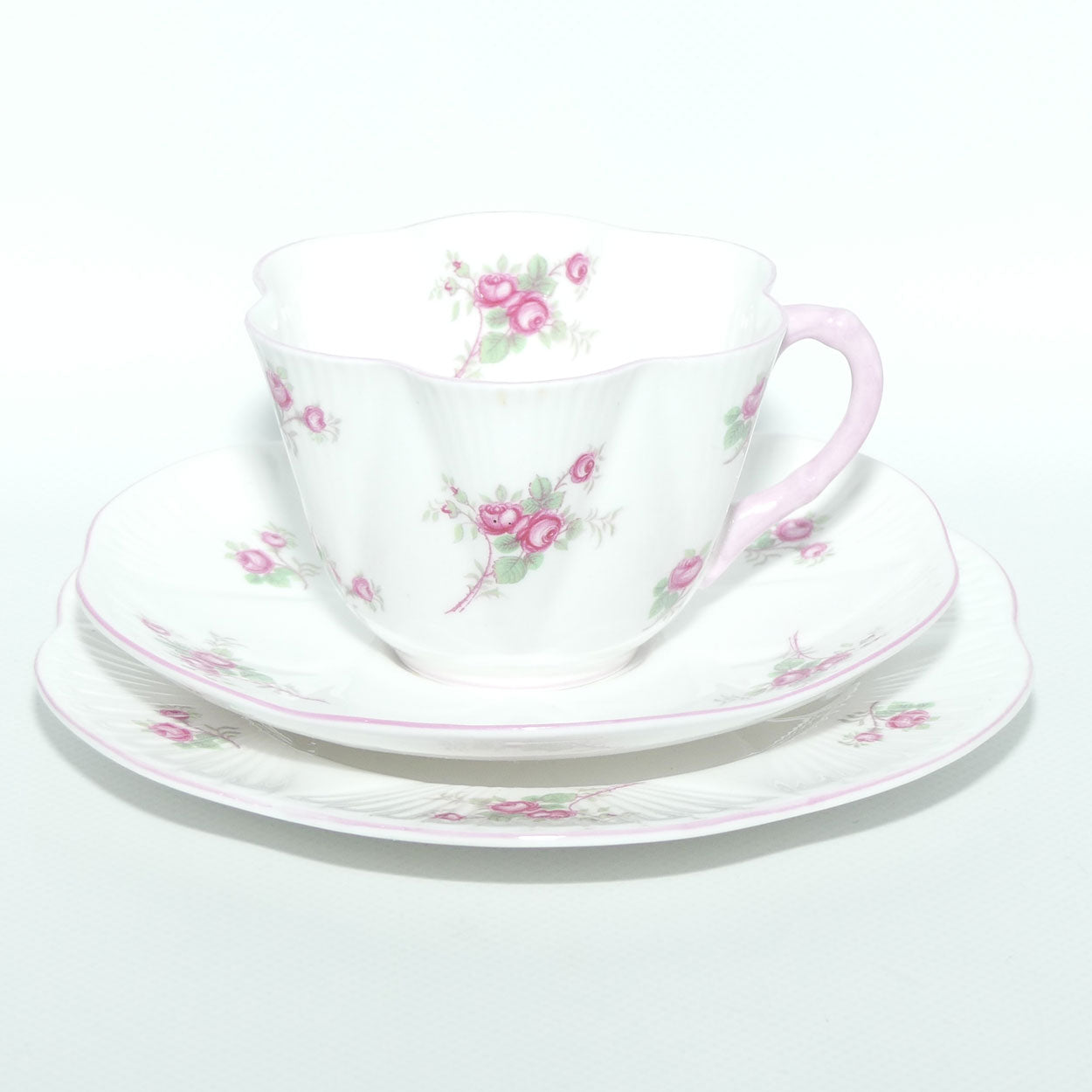 Shelley Dainty shape Rose Spray trio | Pattern 13545