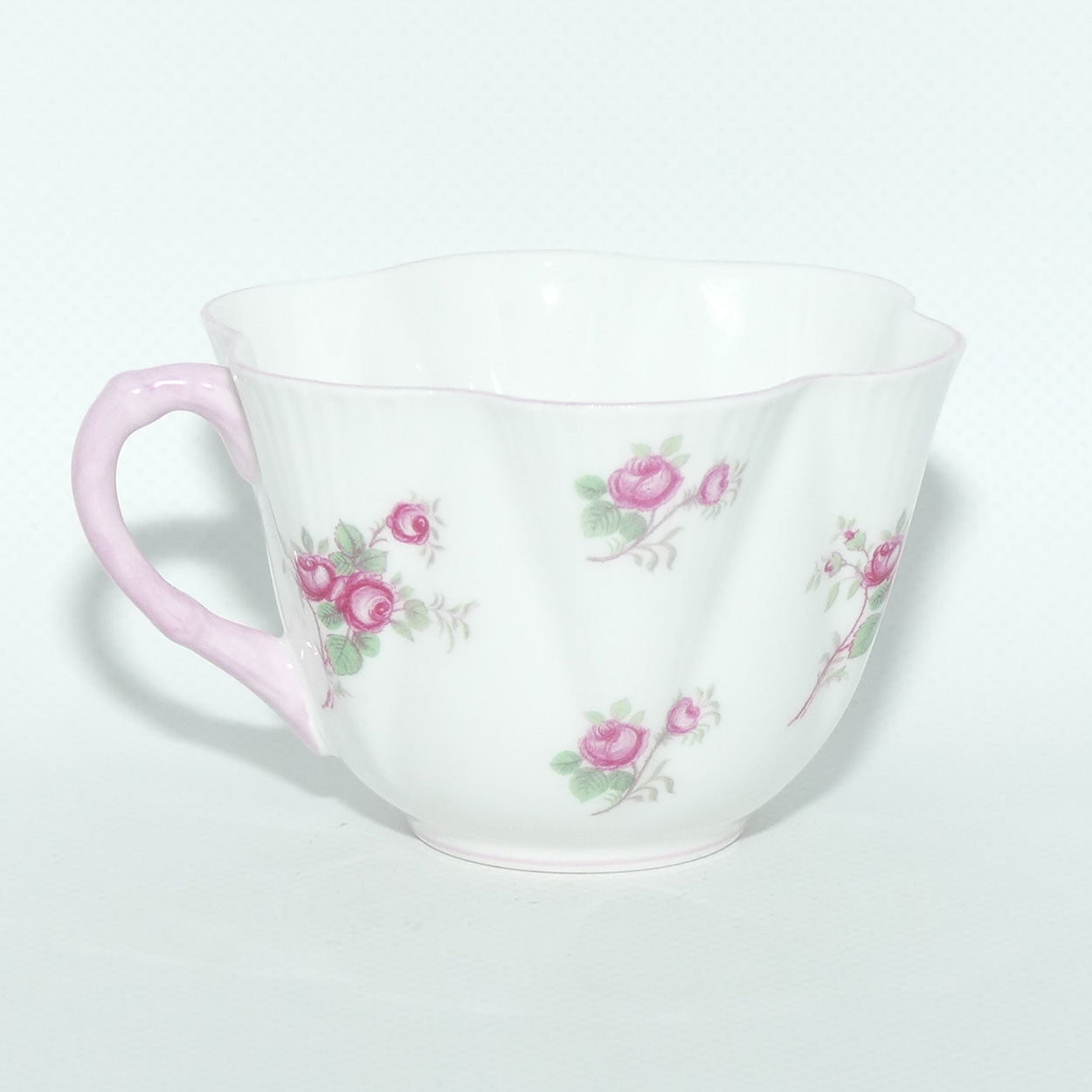 Shelley Dainty shape Rose Spray trio | Pattern 13545