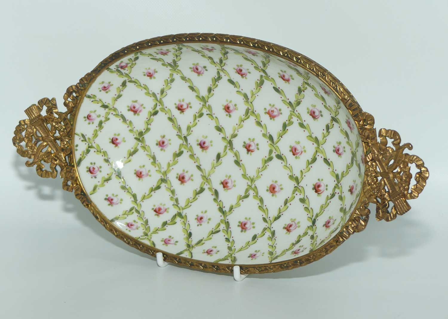 Late 19th Century French Sevres style Roses decorated ormolu set comport | Large Size